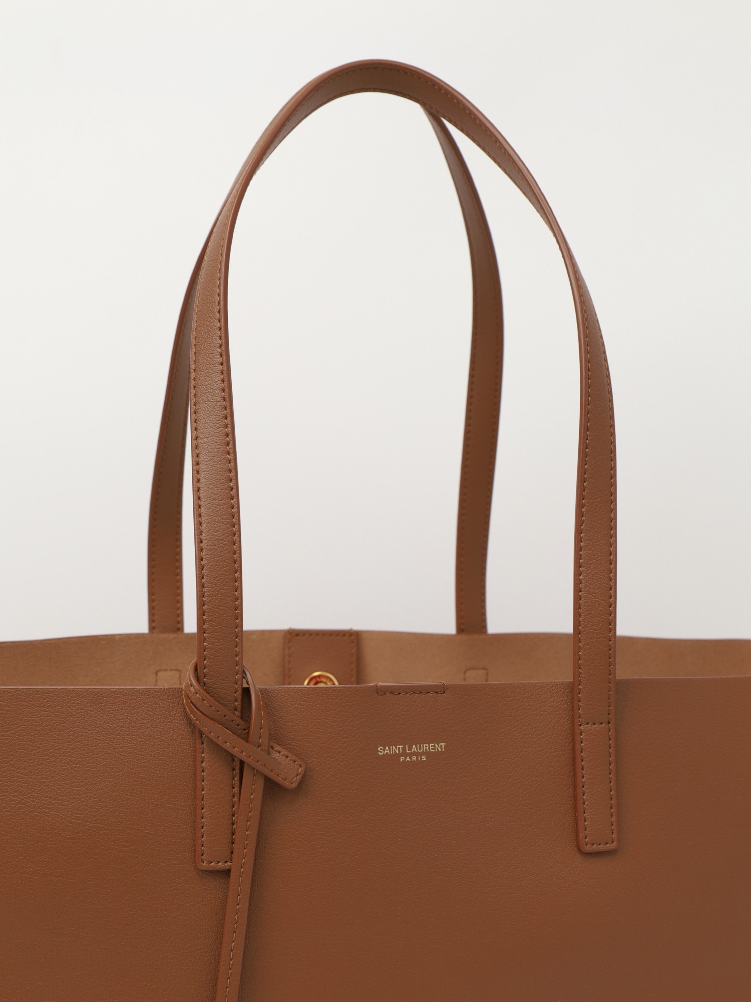 Saint Laurent Shopping 4