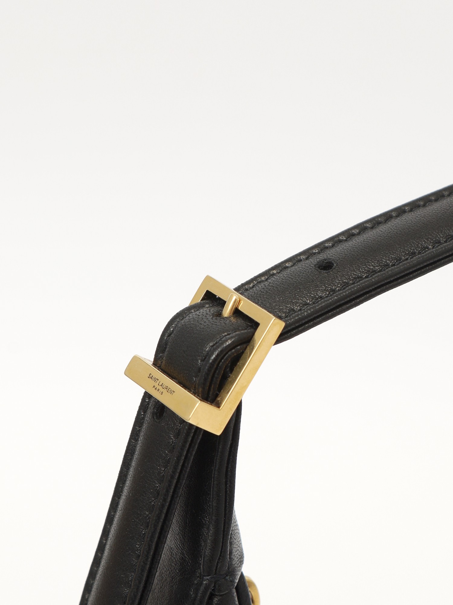 Saint Laurent Calypso 5