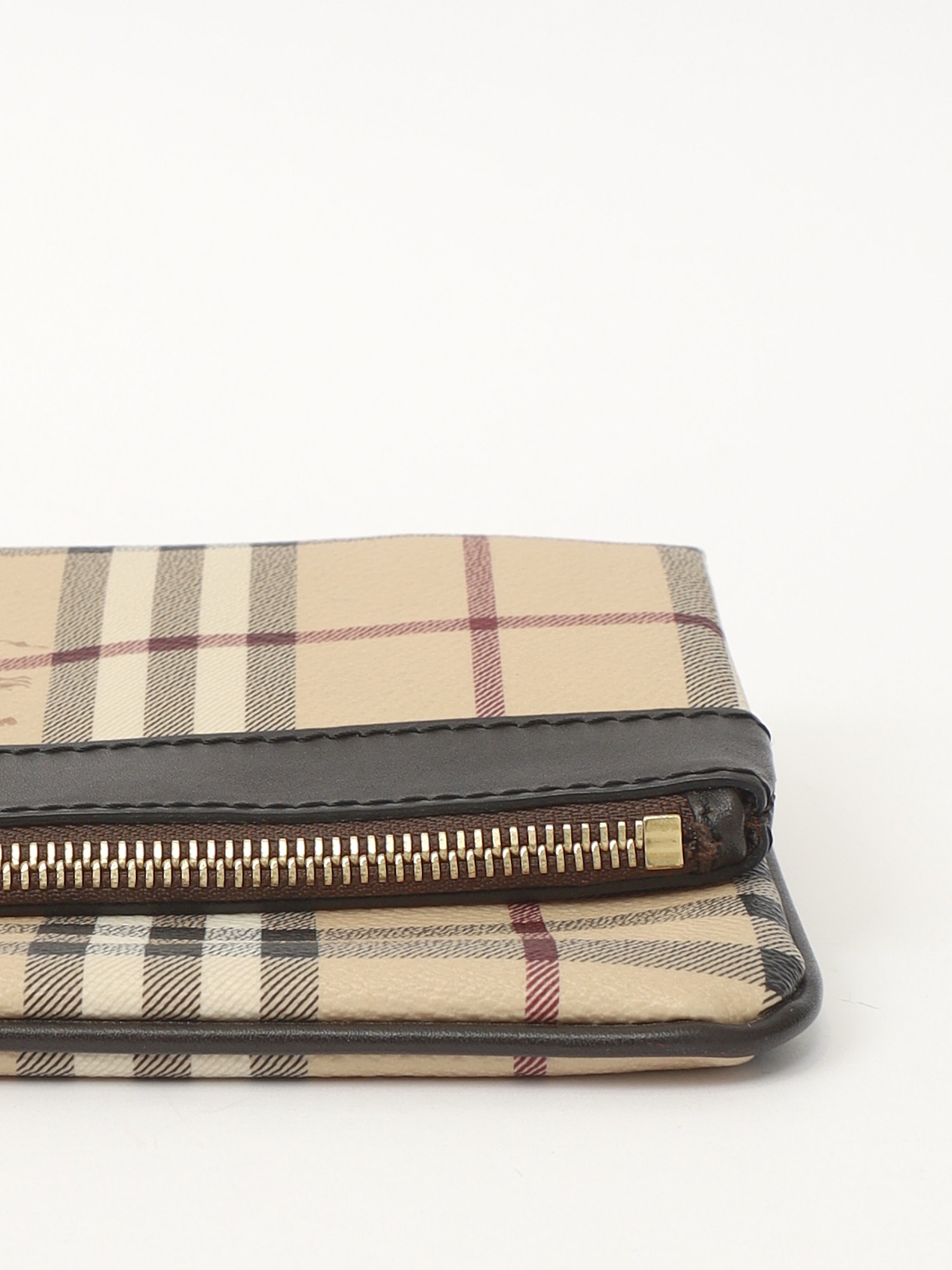 Burberry Case 8