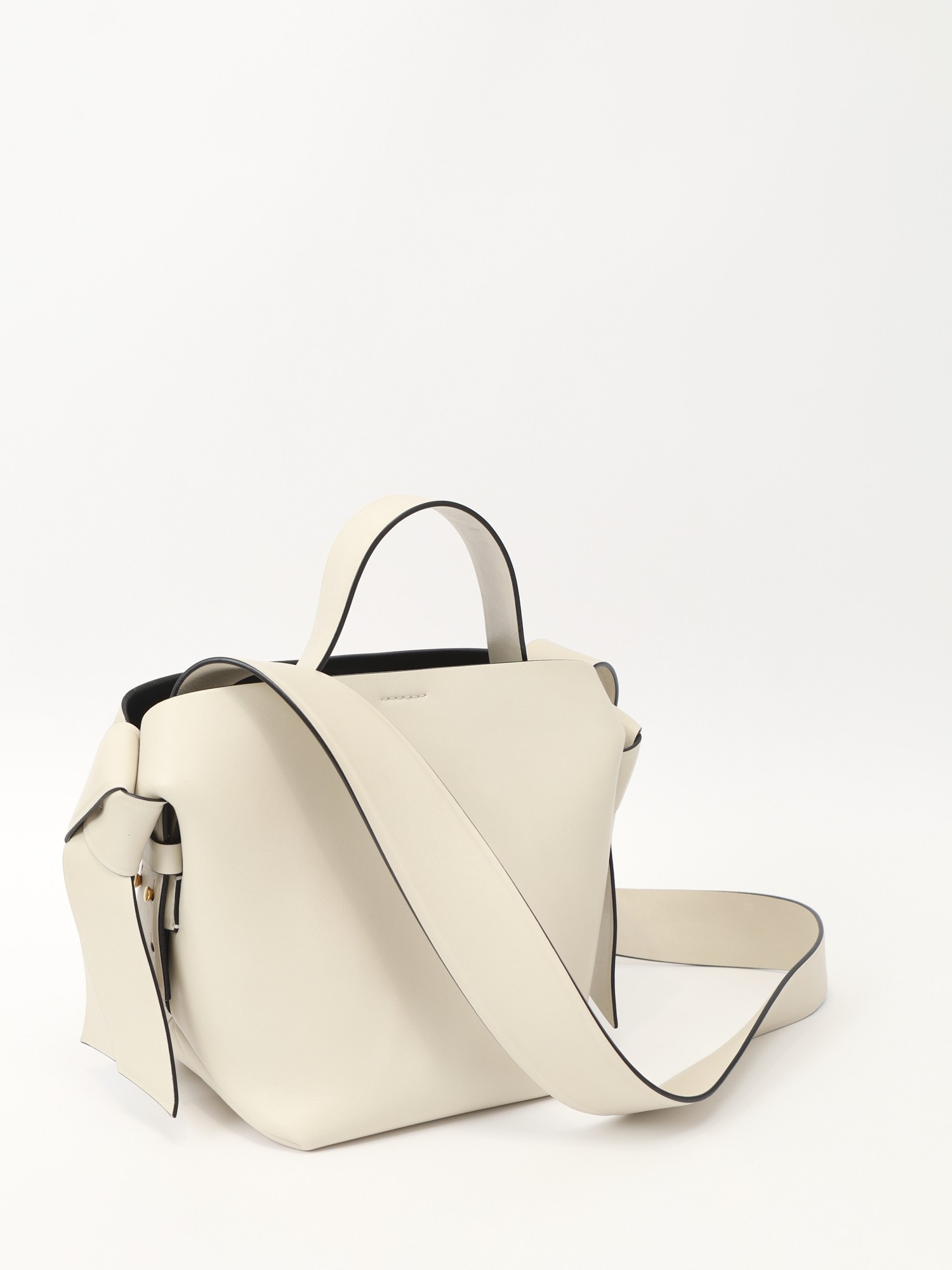 Acne Studios Musubi 3