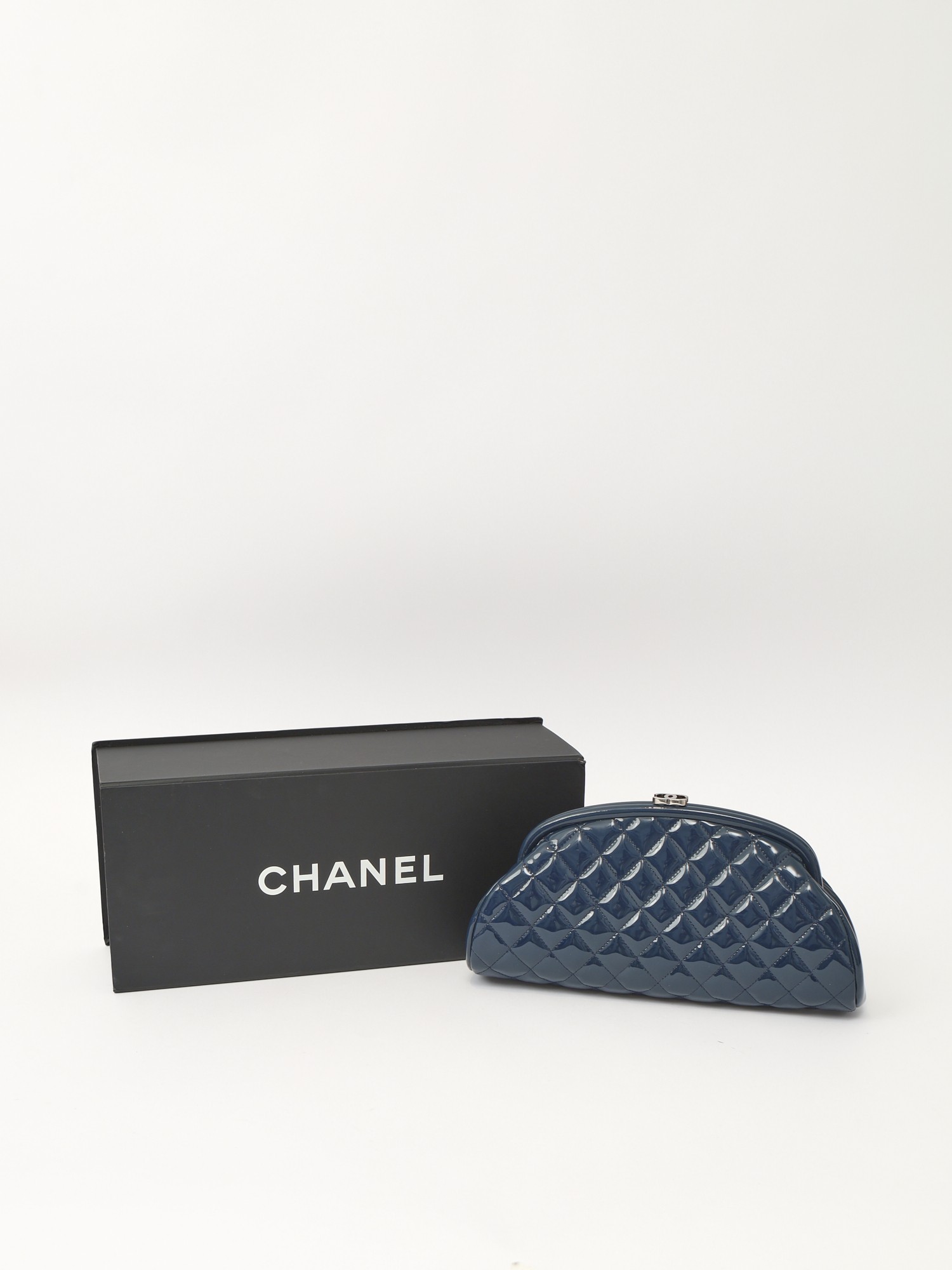 Chanel Timeless 11