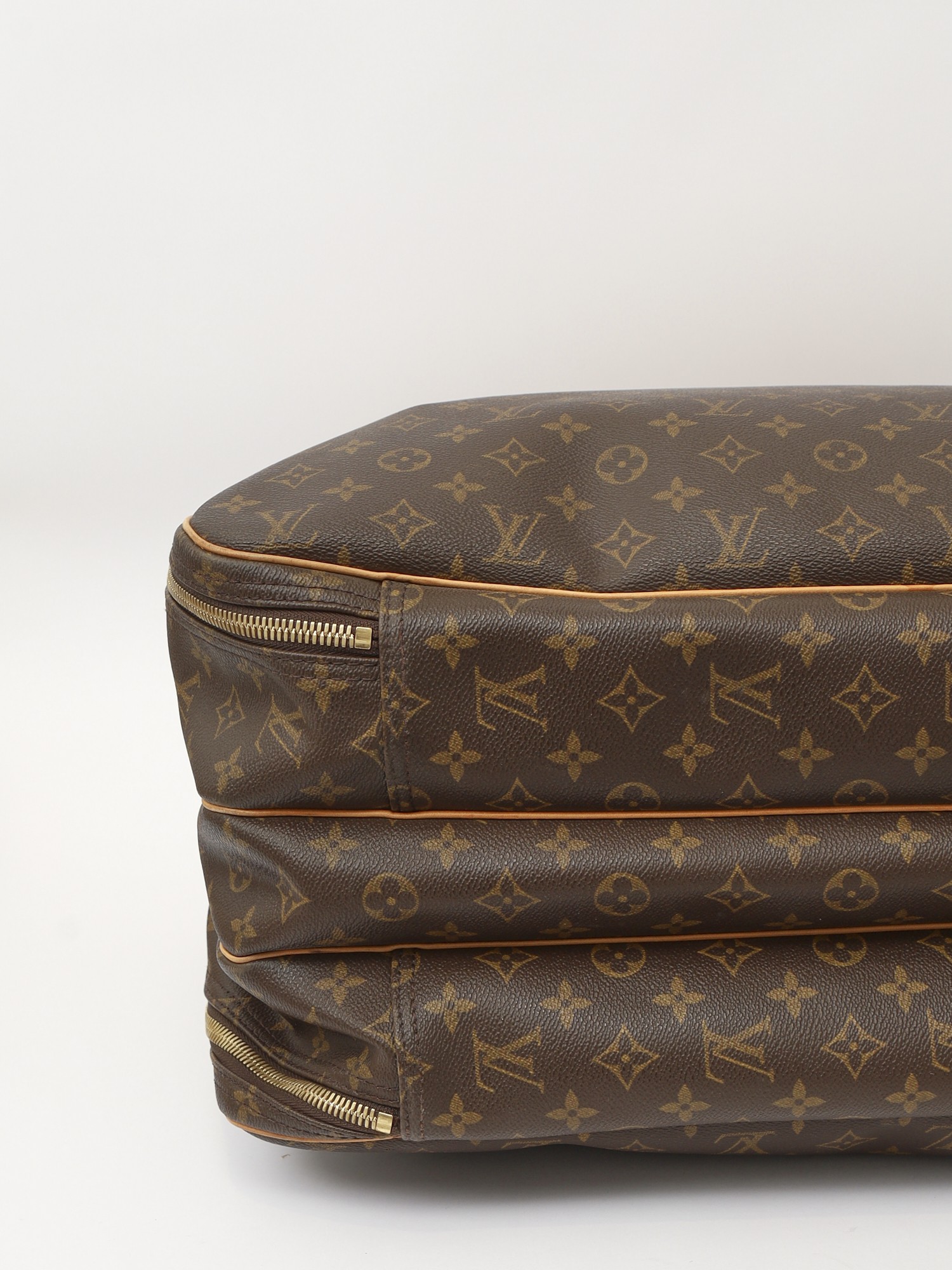 Louis Vuitton Alize 8
