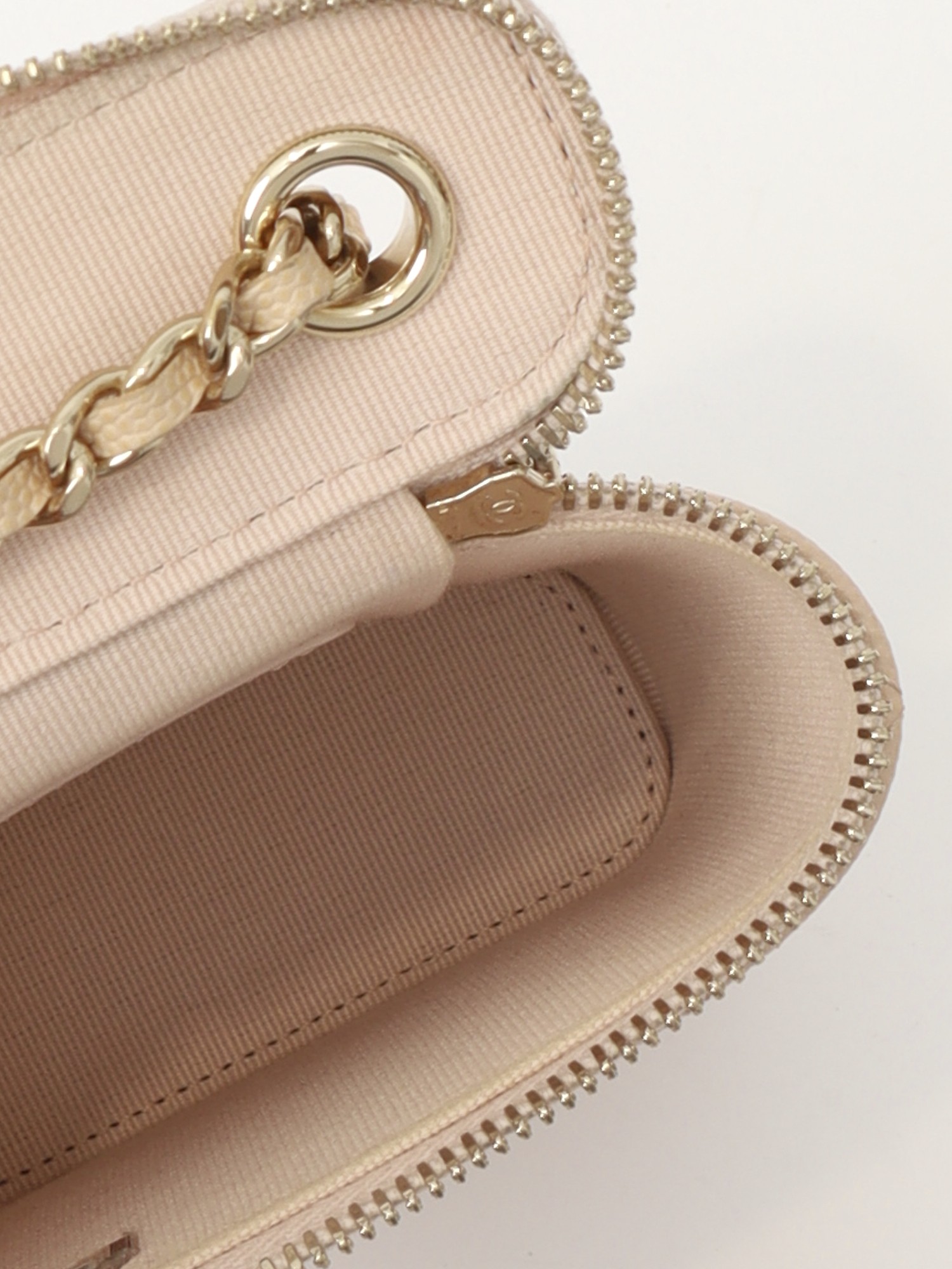 Chanel Vanity 10