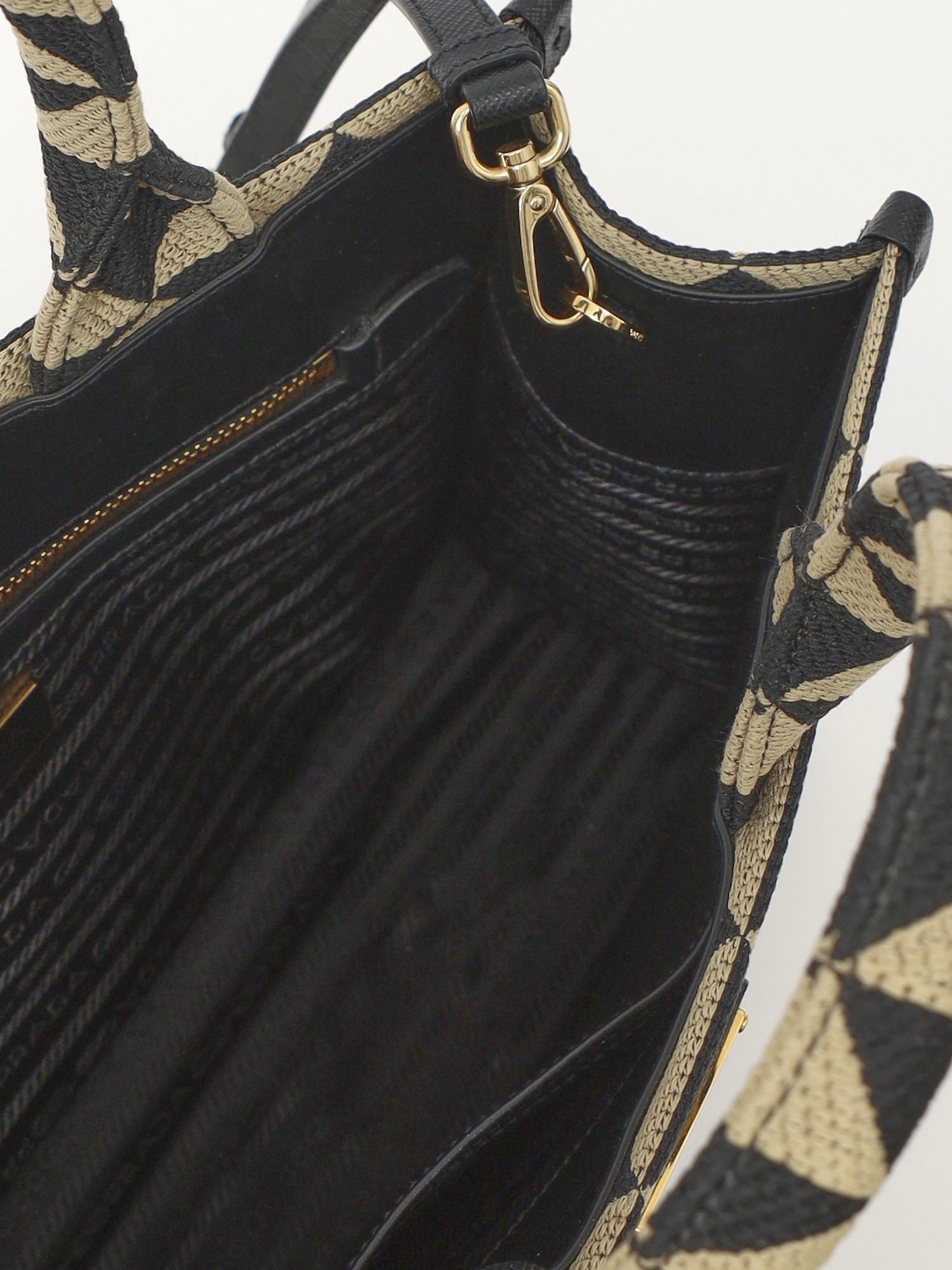 Prada Symbole 10