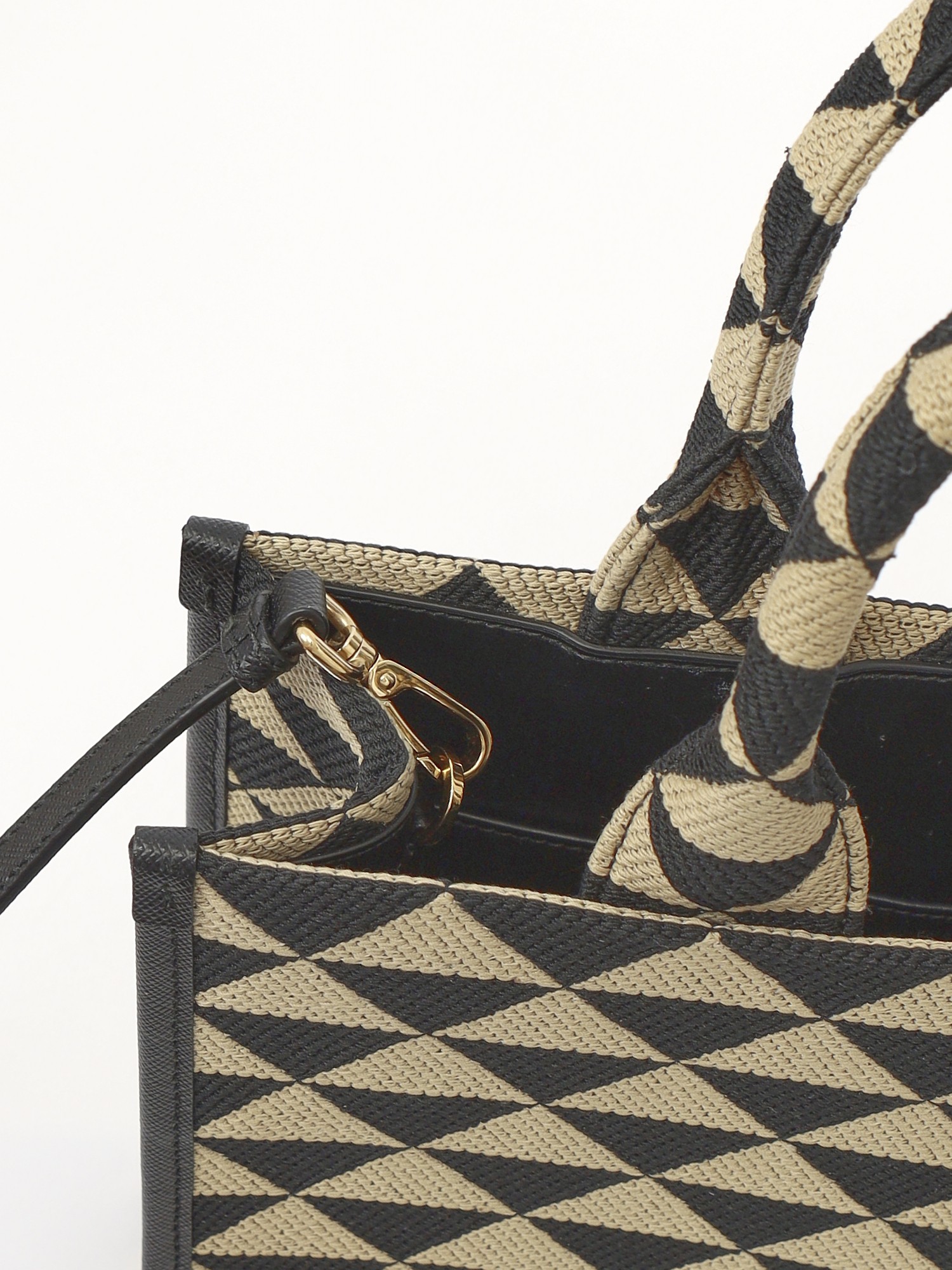 Prada Symbole 4