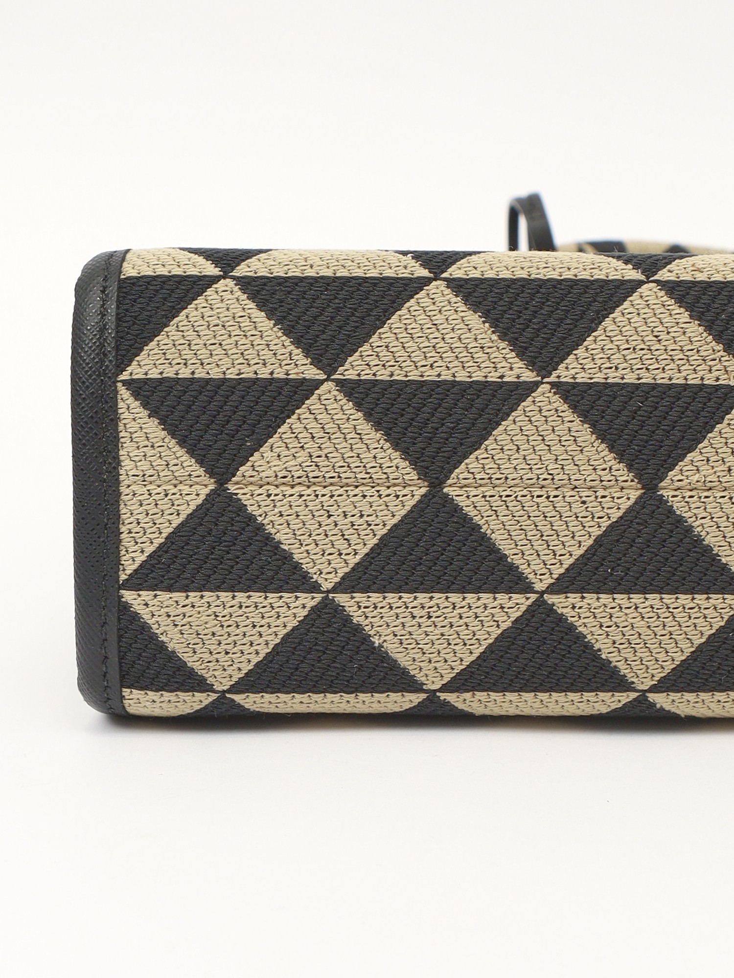 Prada Symbole 8