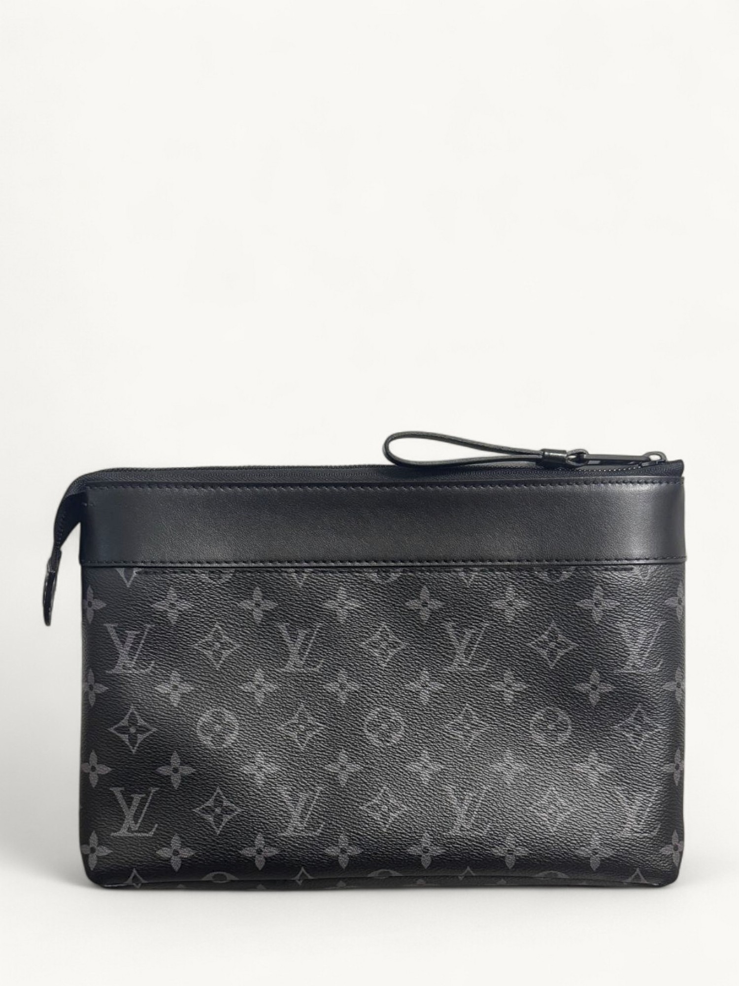 Louis Vuitton Pochette Voyage 1