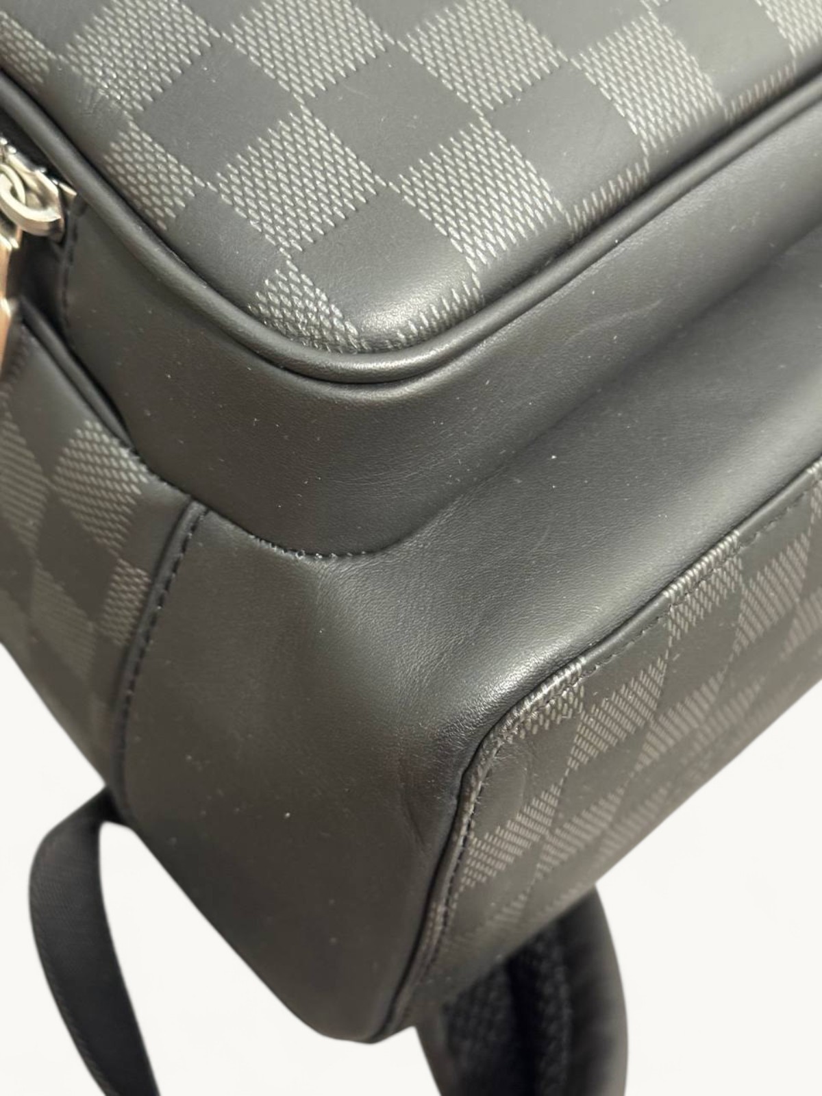 Louis Vuitton Campus 8