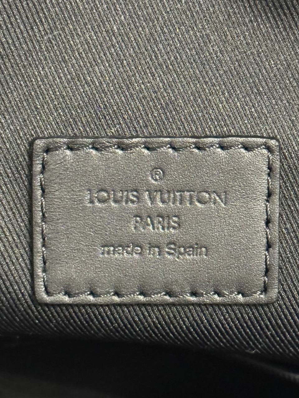 Louis Vuitton Campus 10
