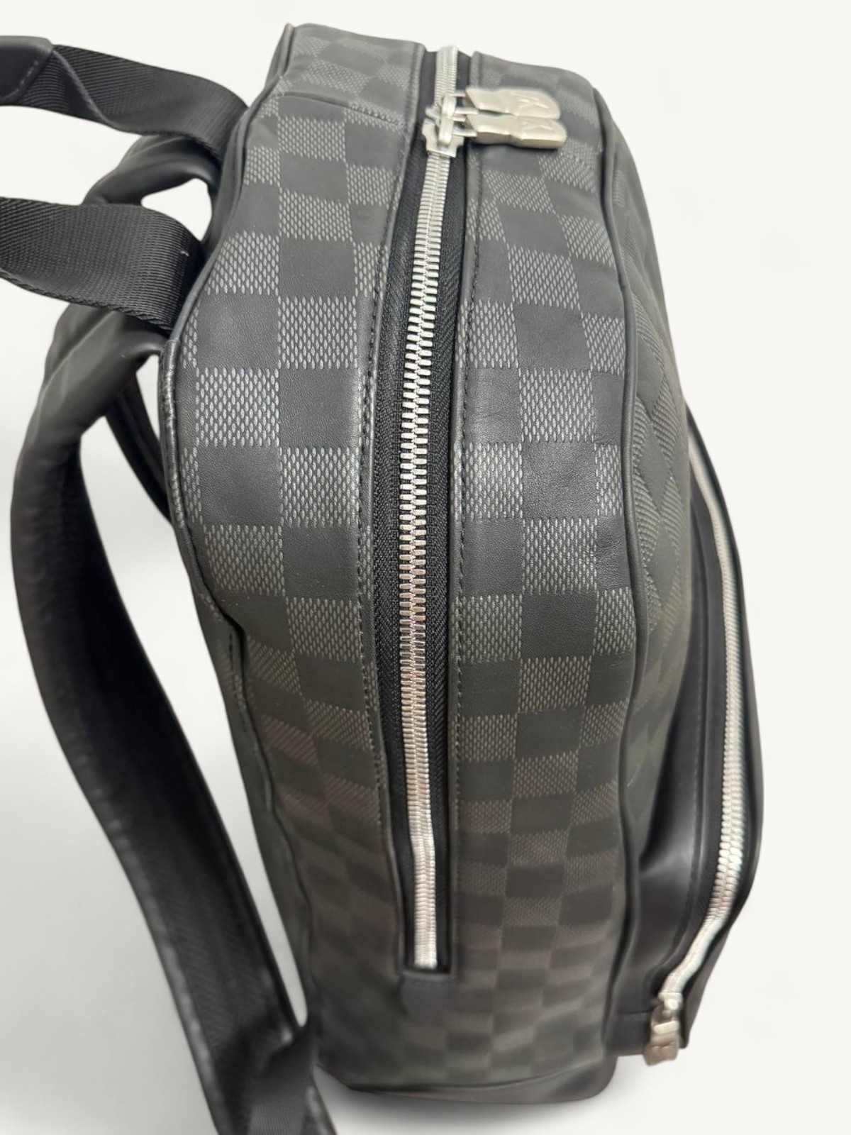 Louis Vuitton Campus 6