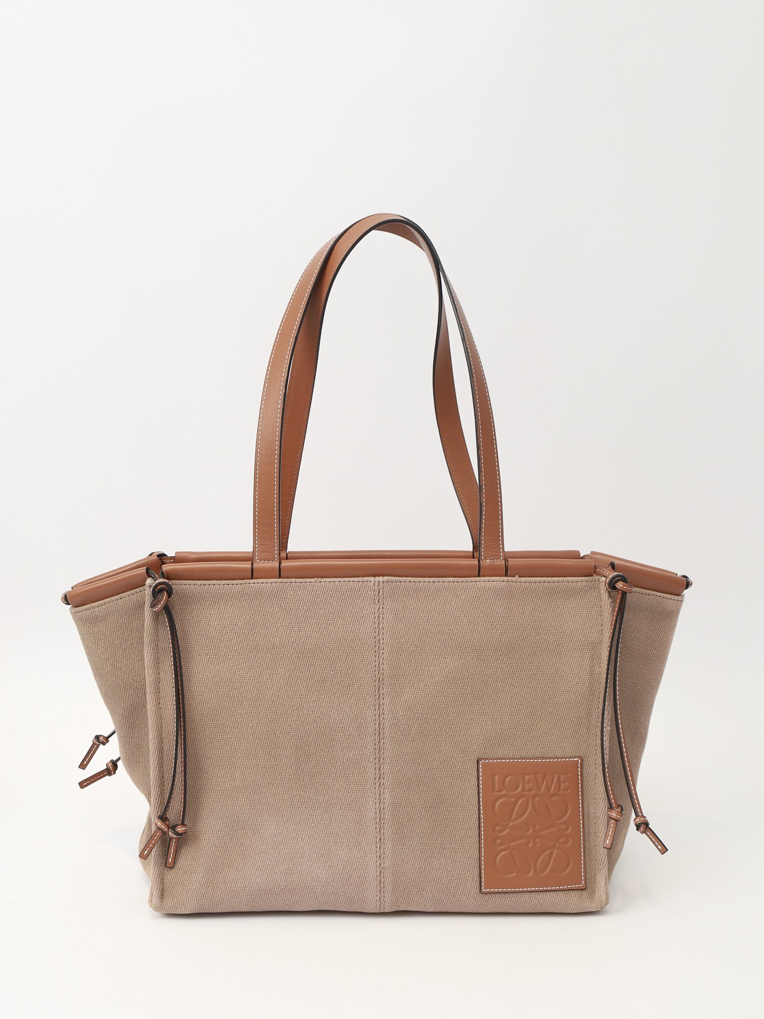 Loewe Cushion 0