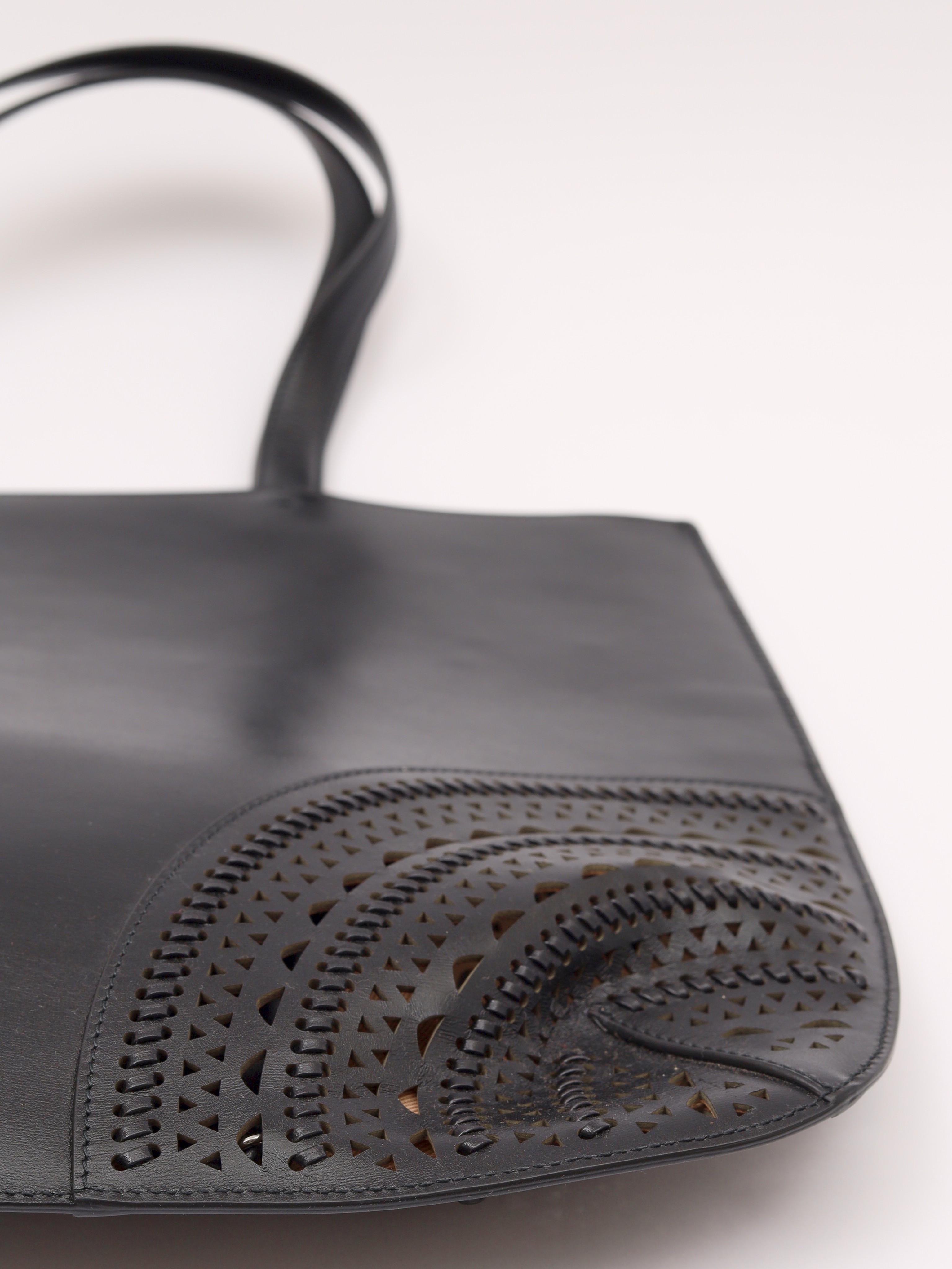 Alaia Leather Bag 7
