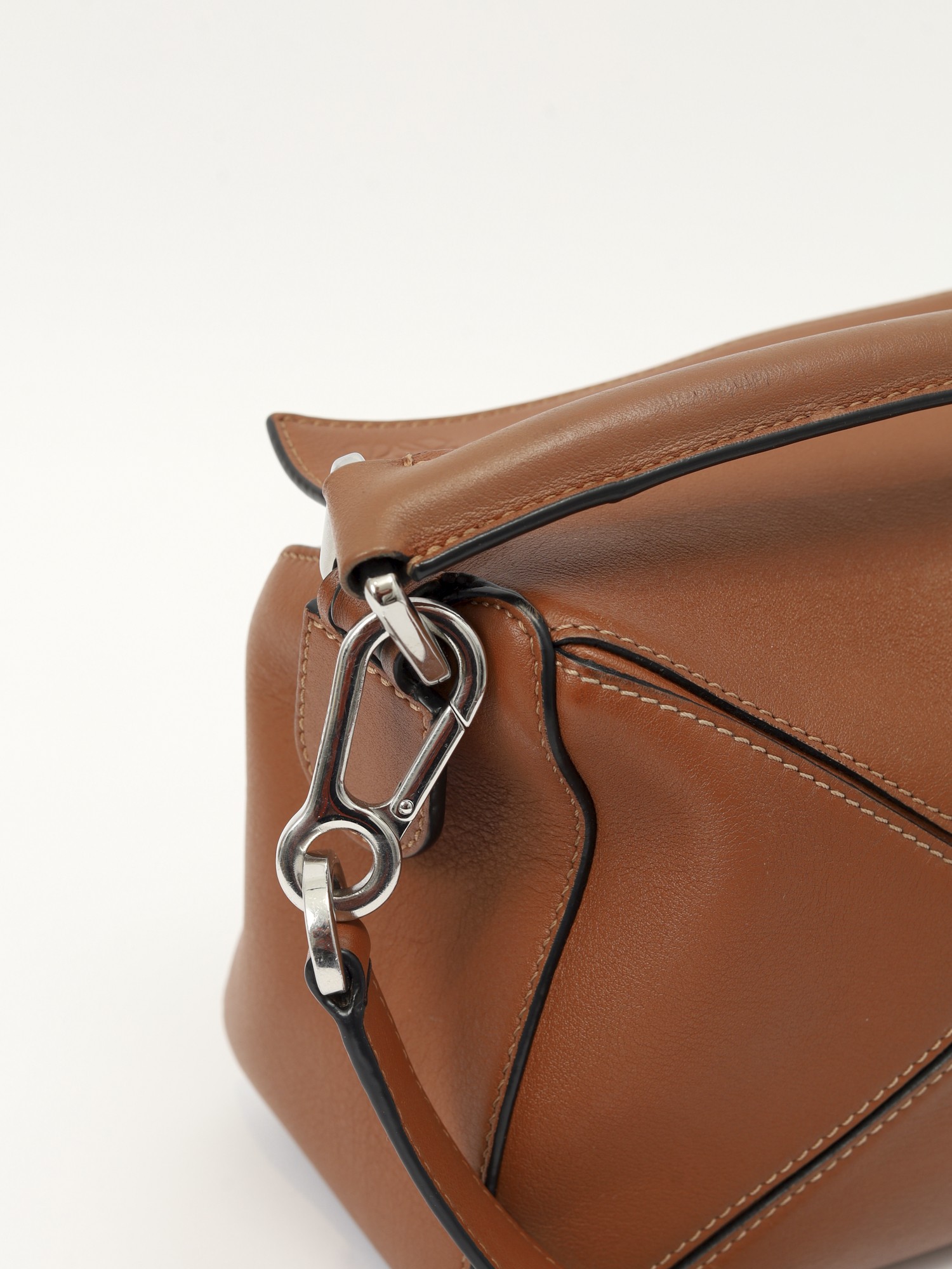 Loewe Puzzle 7