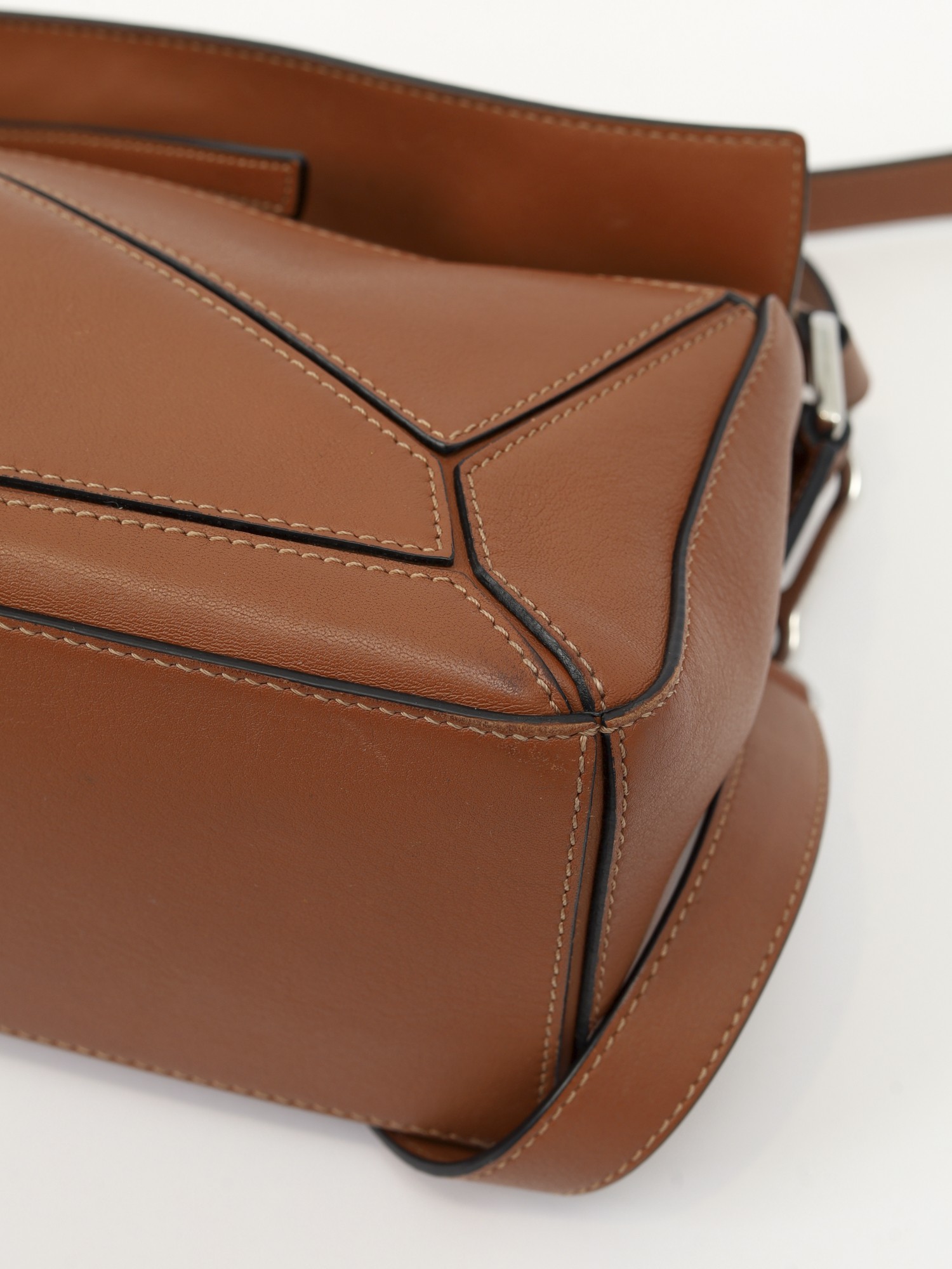 Loewe Puzzle 12