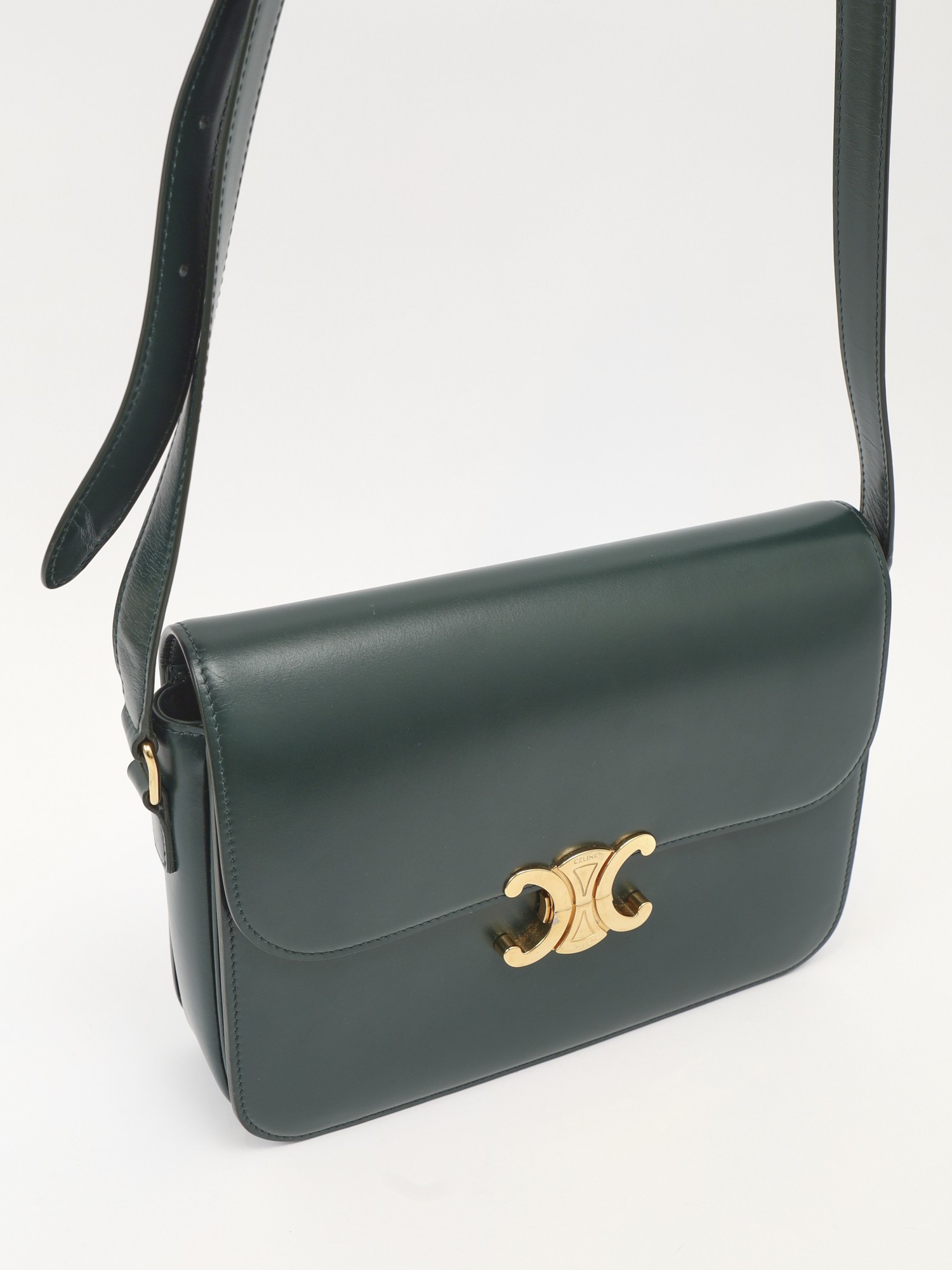 Celine Triomphe 4