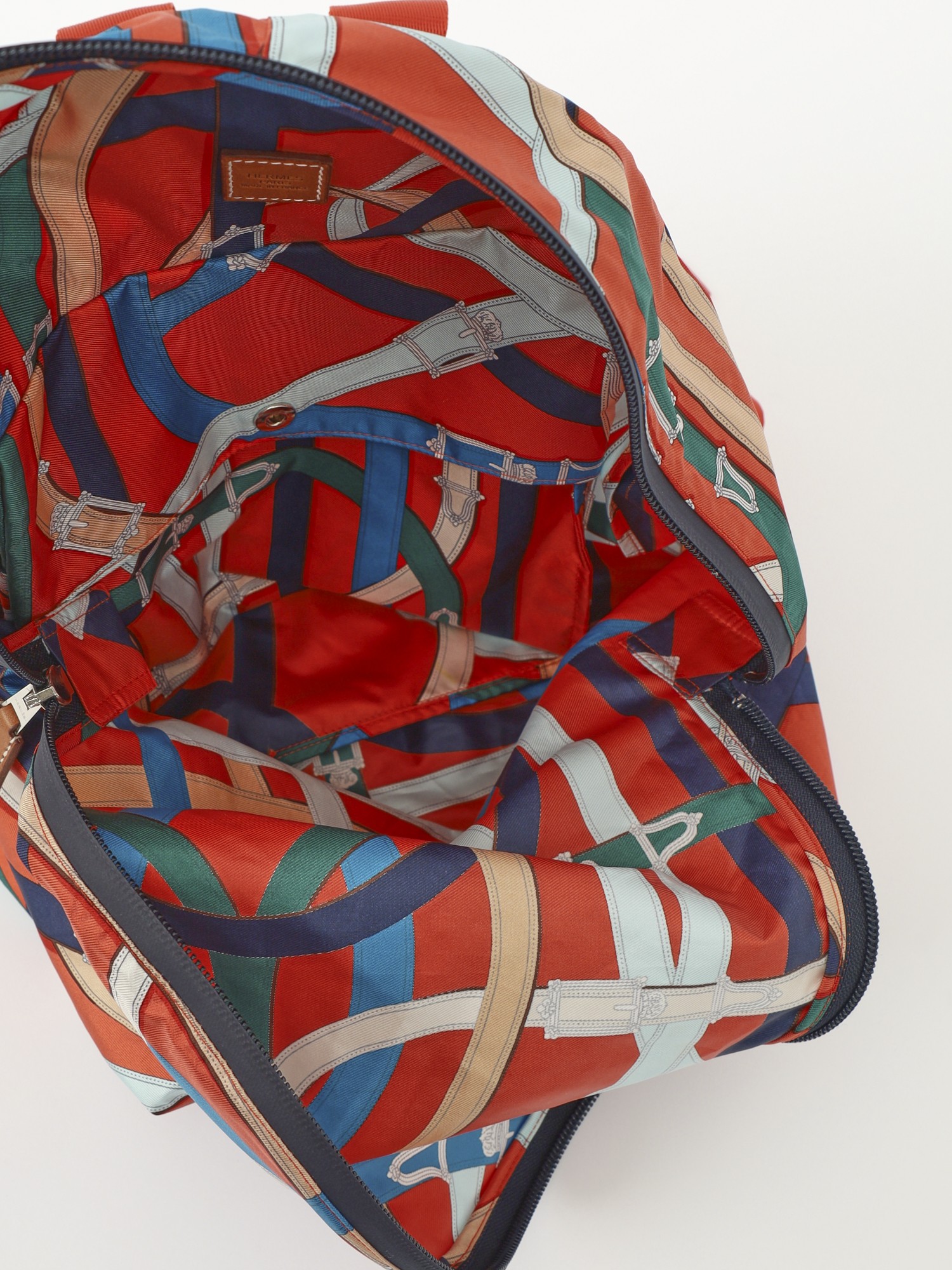 Hermes Airsilk 10