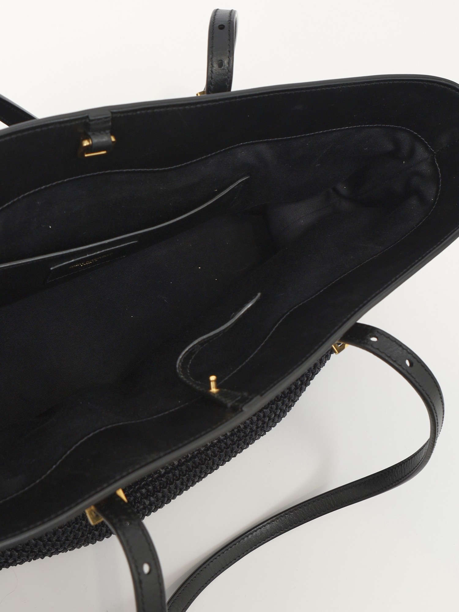 Saint Laurent Boucle  8
