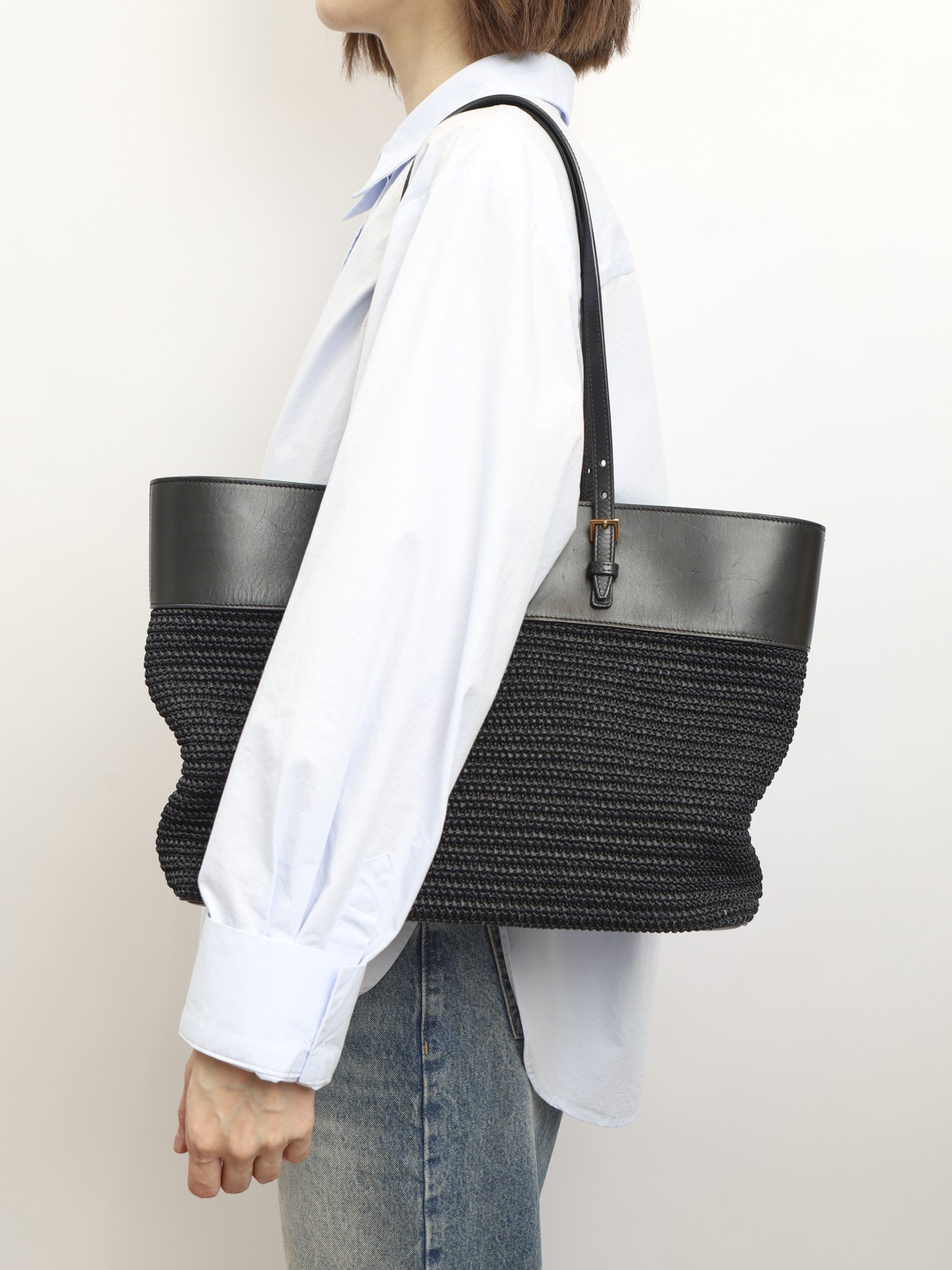 Saint Laurent Boucle  1