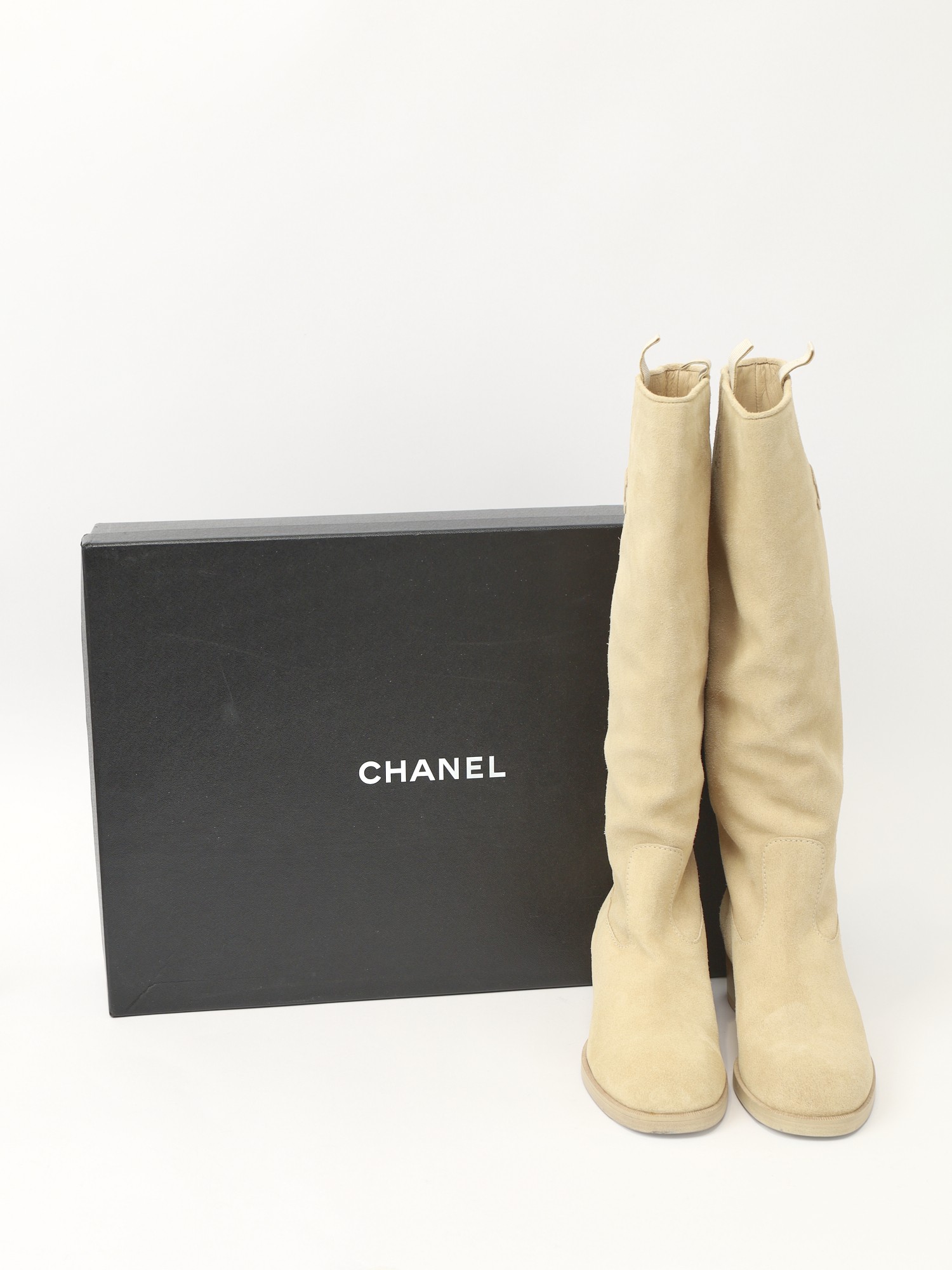 Chanel Shoes 37 8