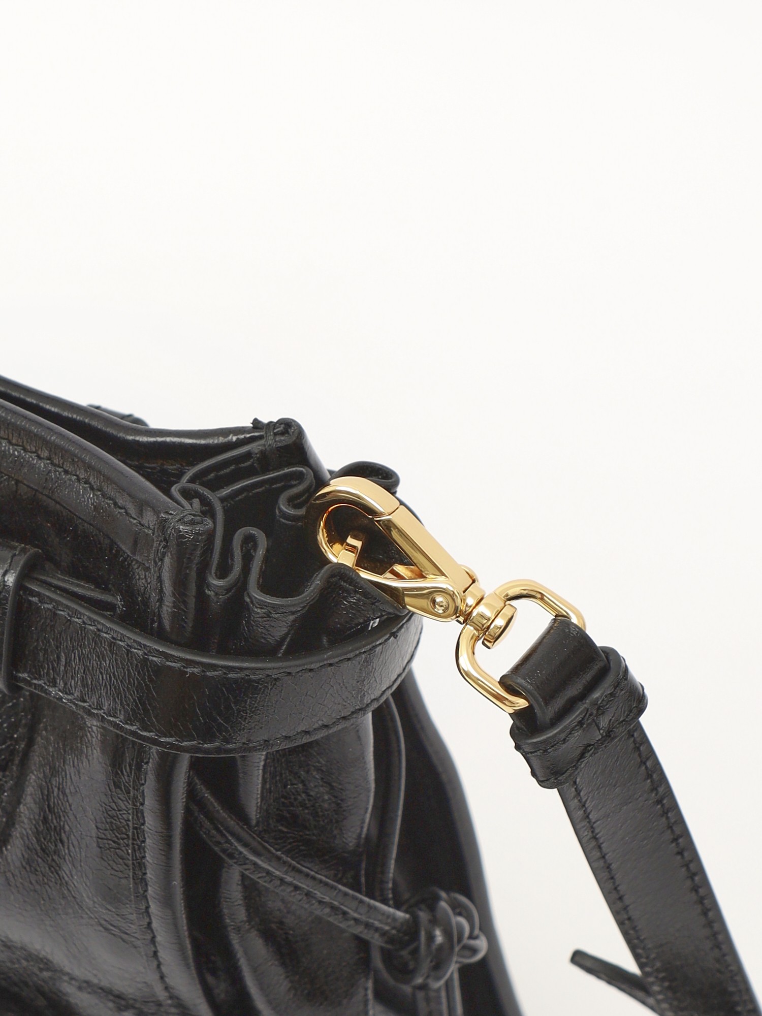 Prada Bonnie 6