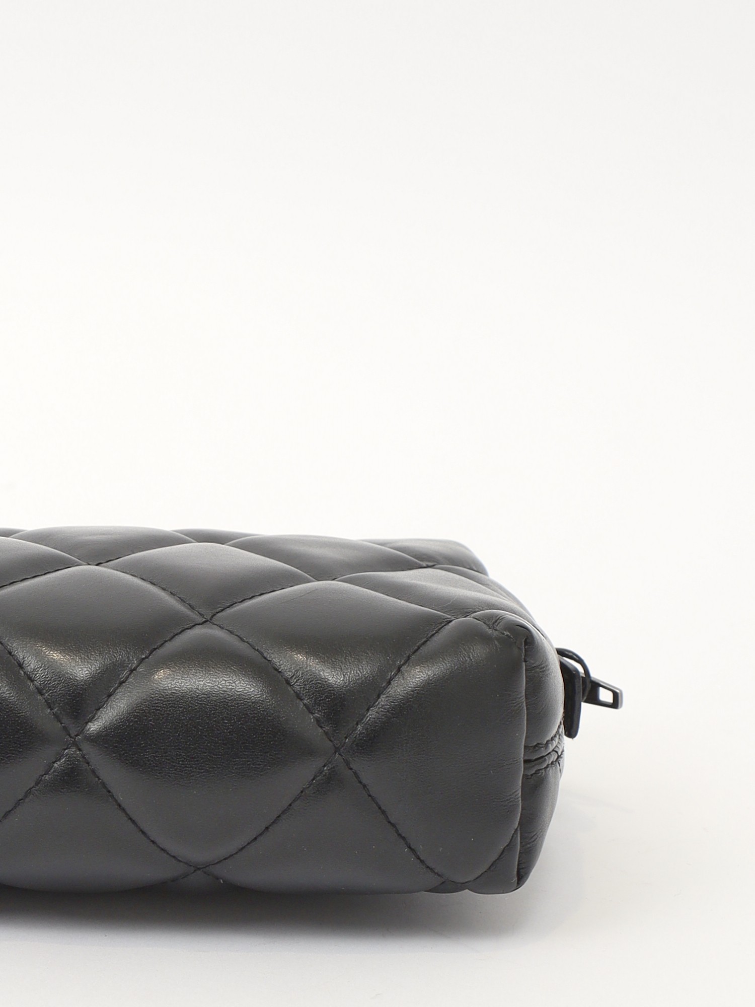 Balenciaga B. 8