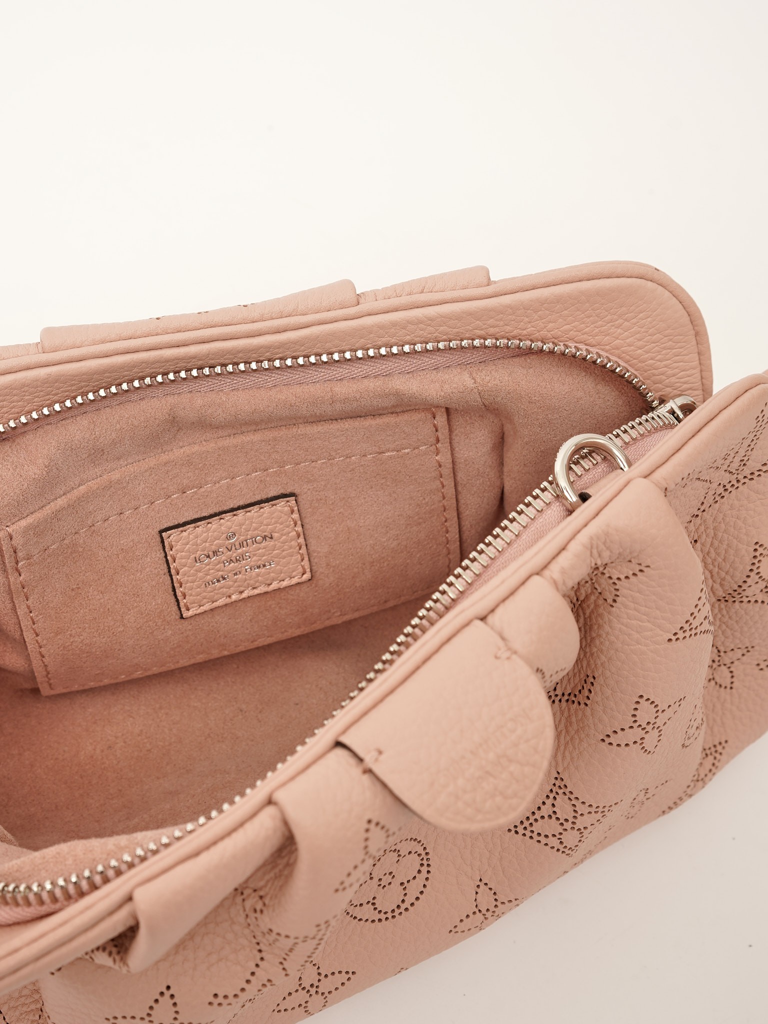 Louis Vuitton Magnolia  10