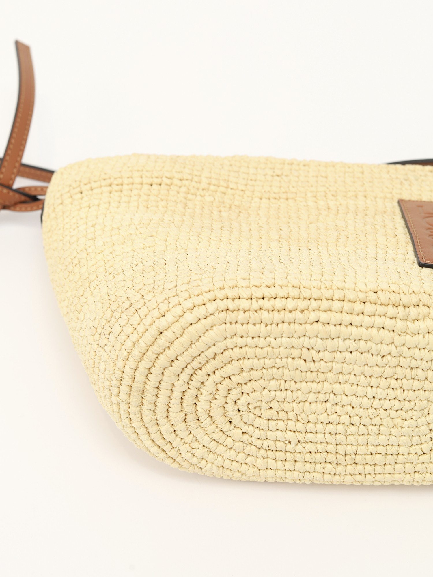 Loewe Slit 6