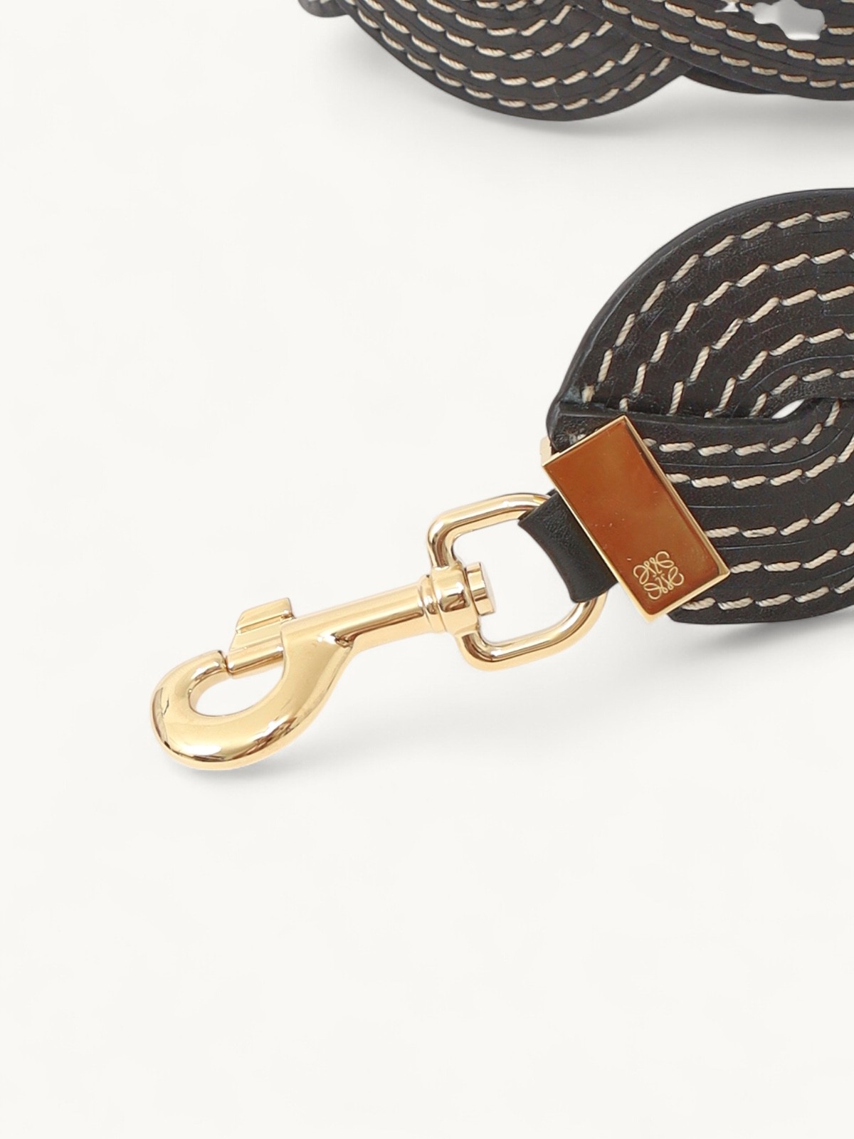Loewe Belt 1