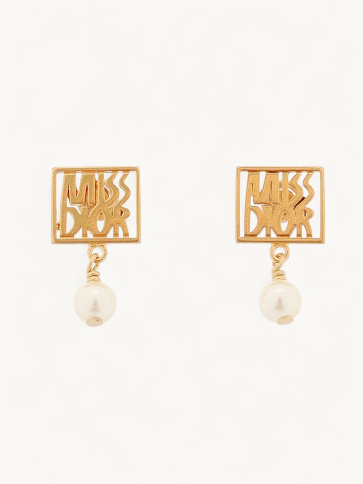 Dior Earrings 0