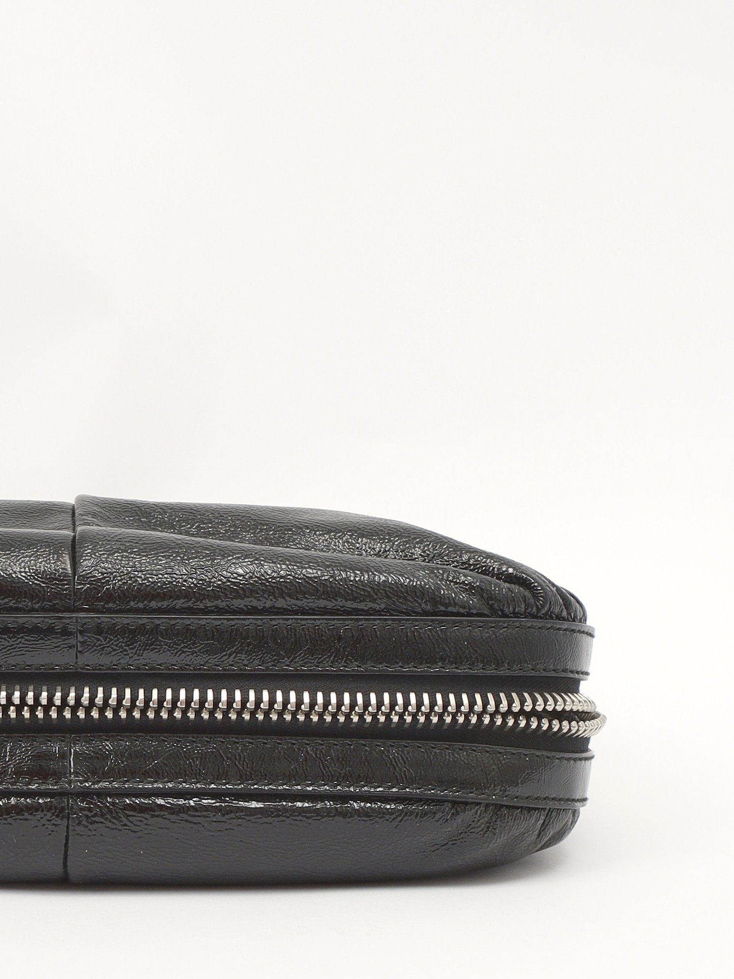 Saint Laurent Leather Bag 7