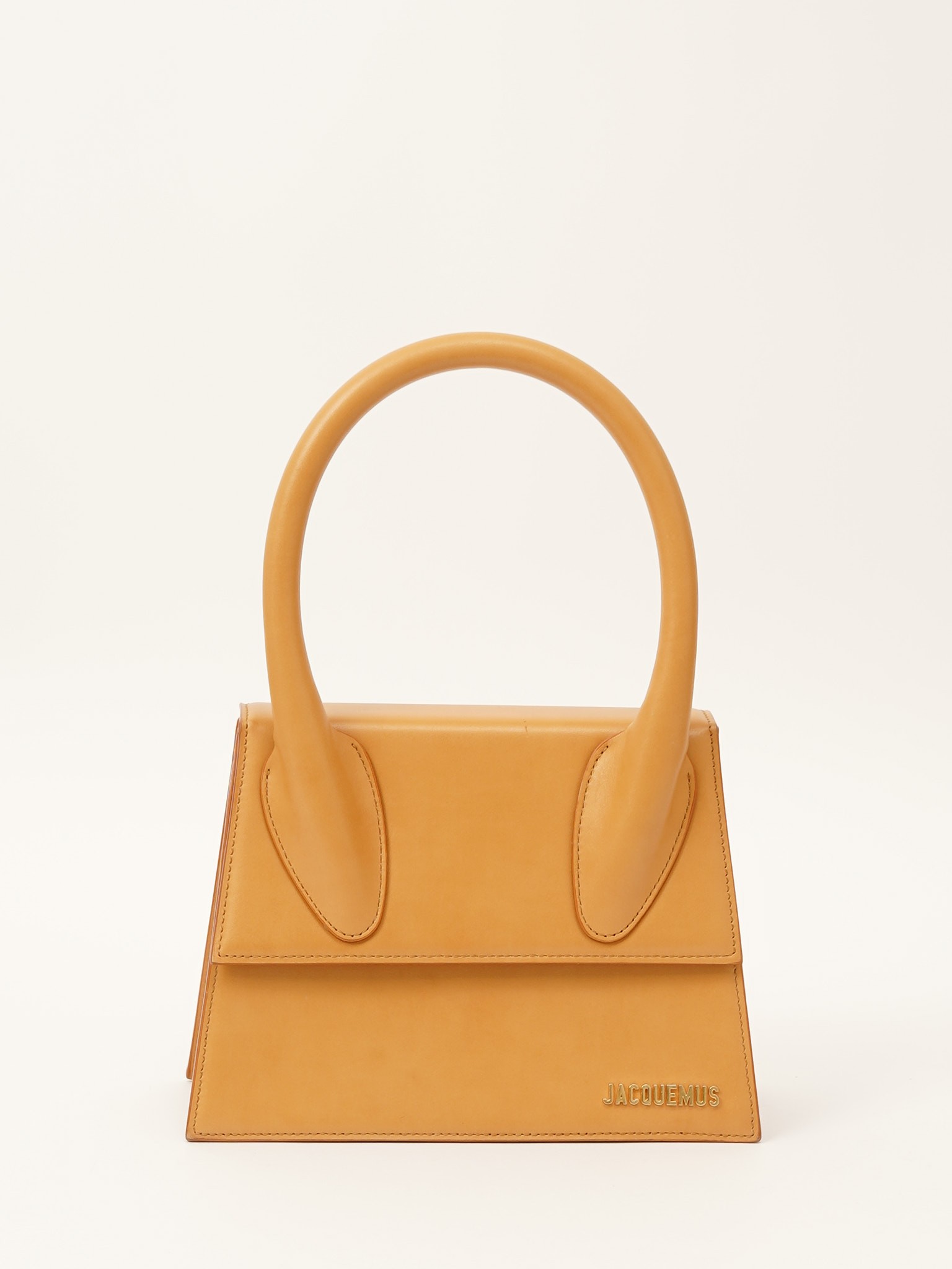 Jacquemus Le Chiquito 0