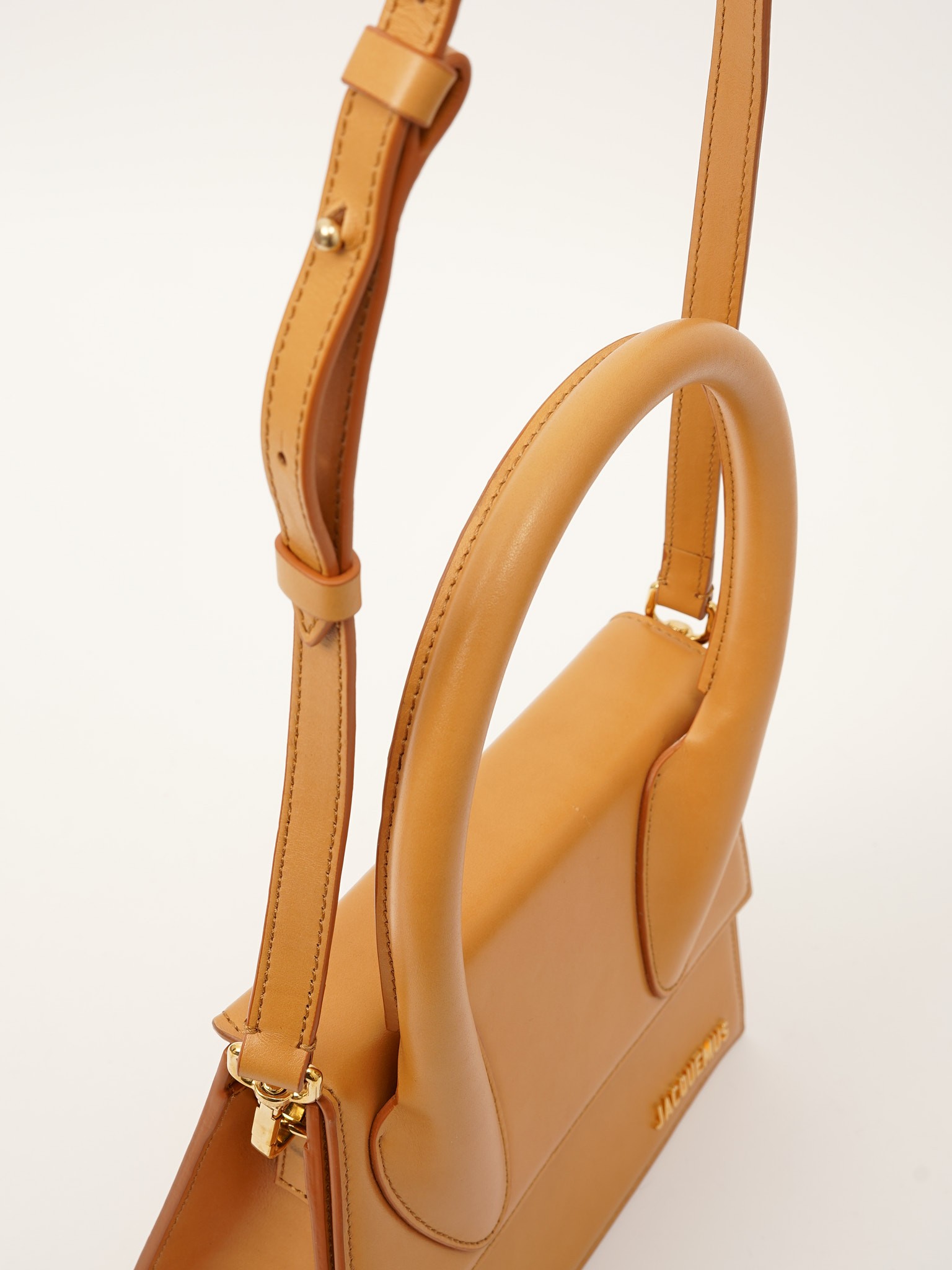 Jacquemus Le Chiquito 4