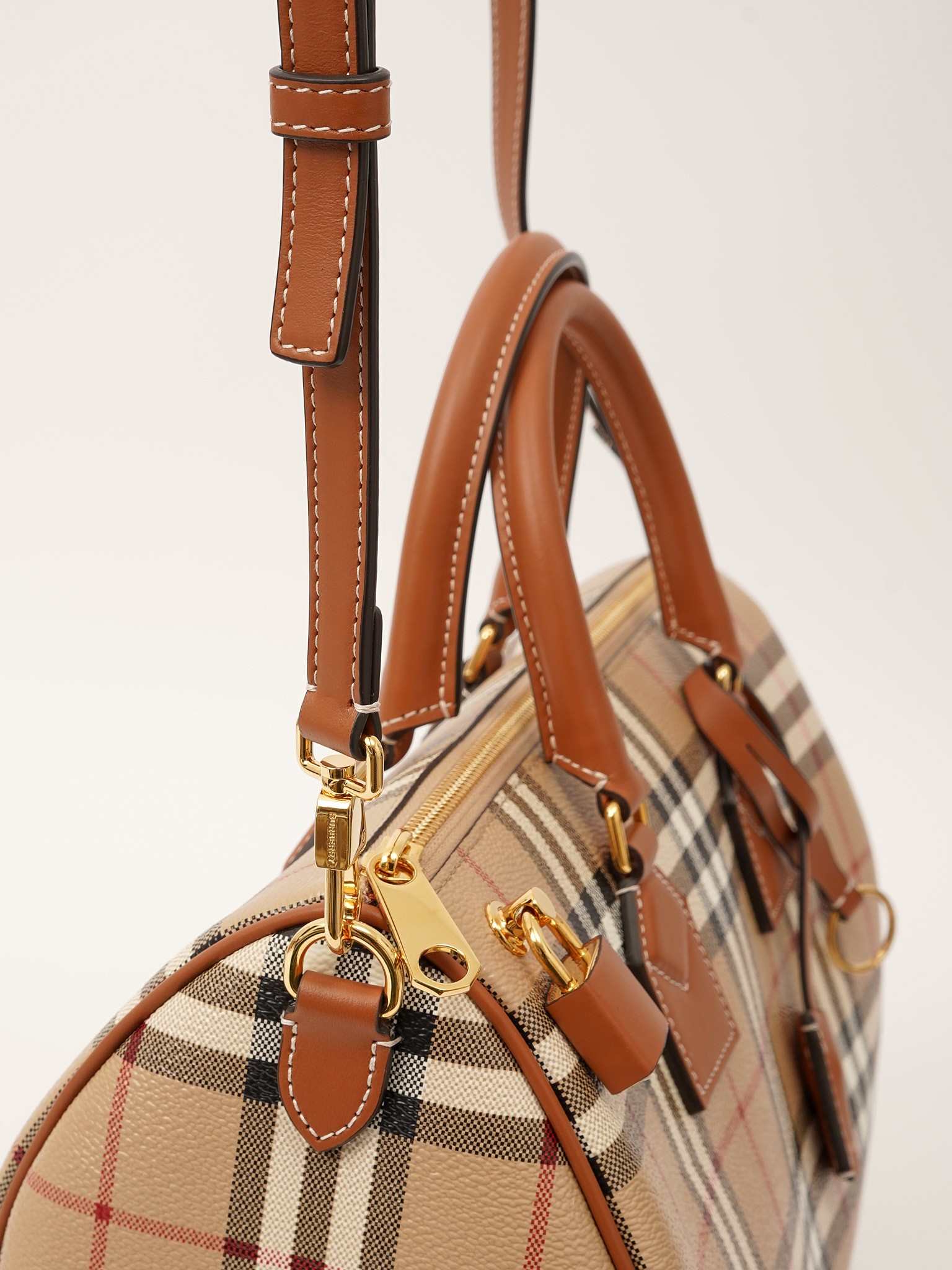 Burberry Bowling 6