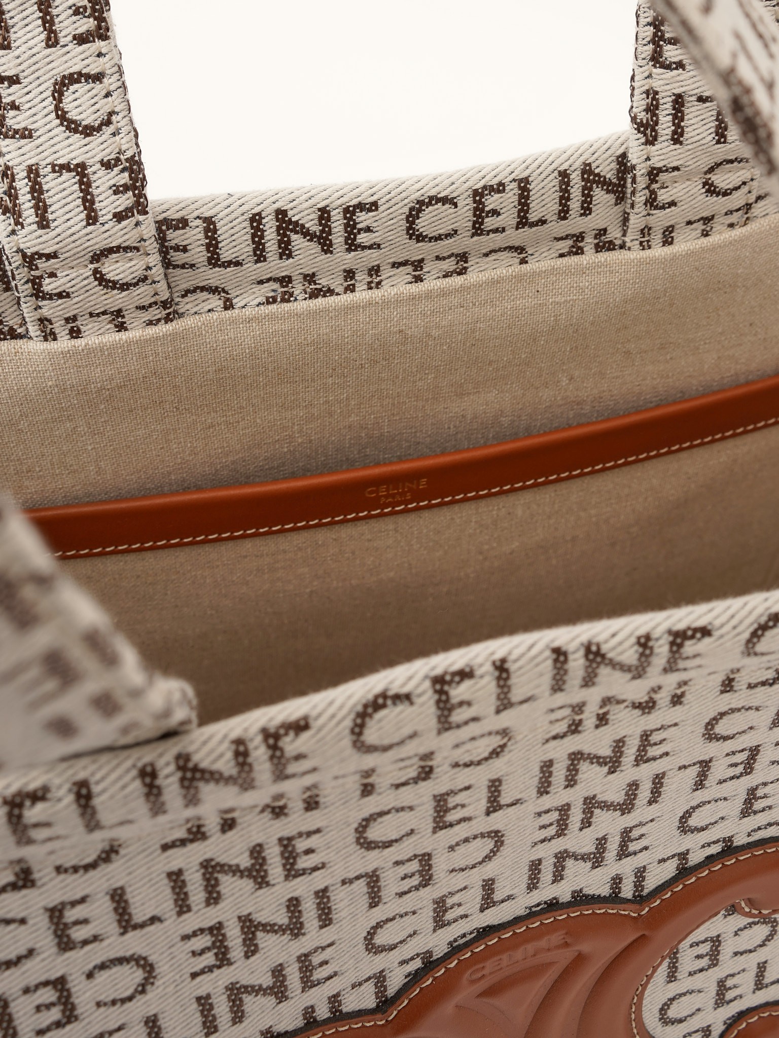 Celine Thais 8