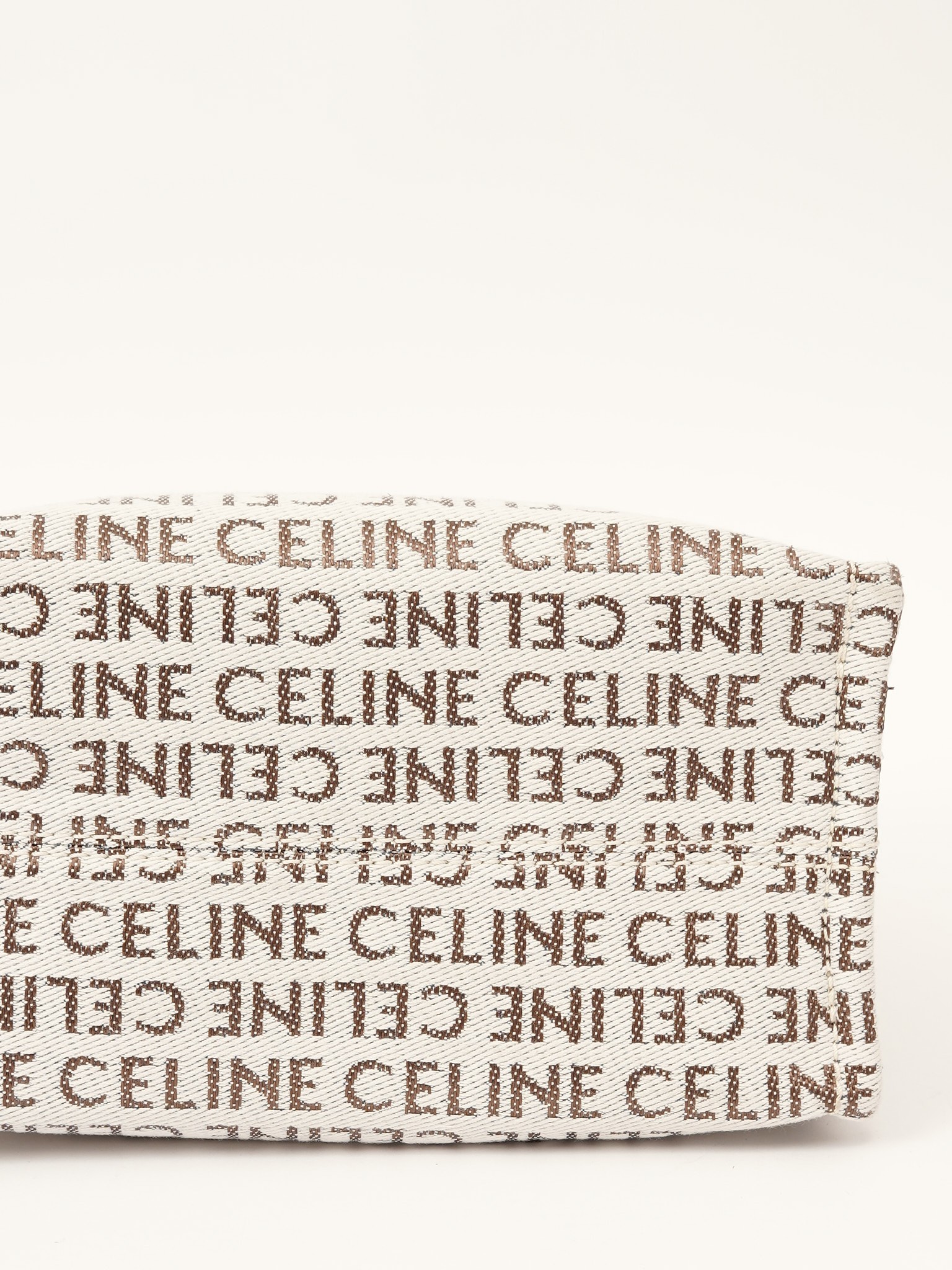 Celine Thais 7