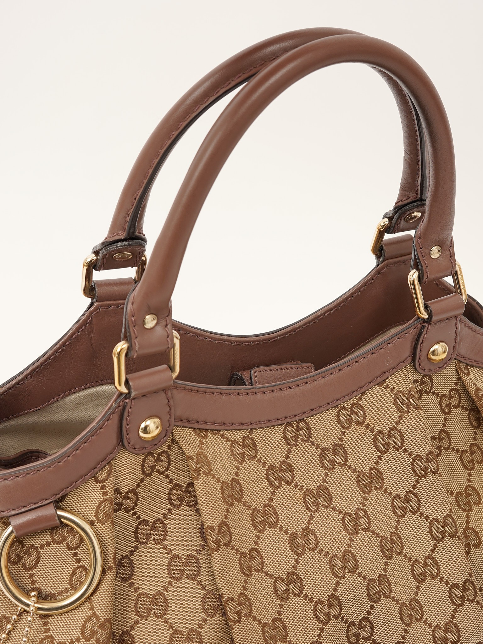 Gucci Suckey 4