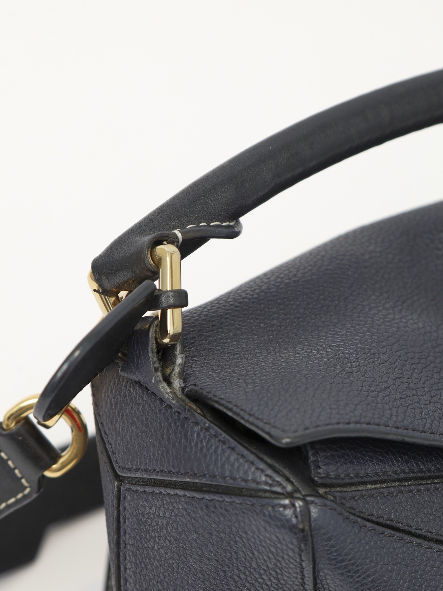 Loewe Puzzle 8