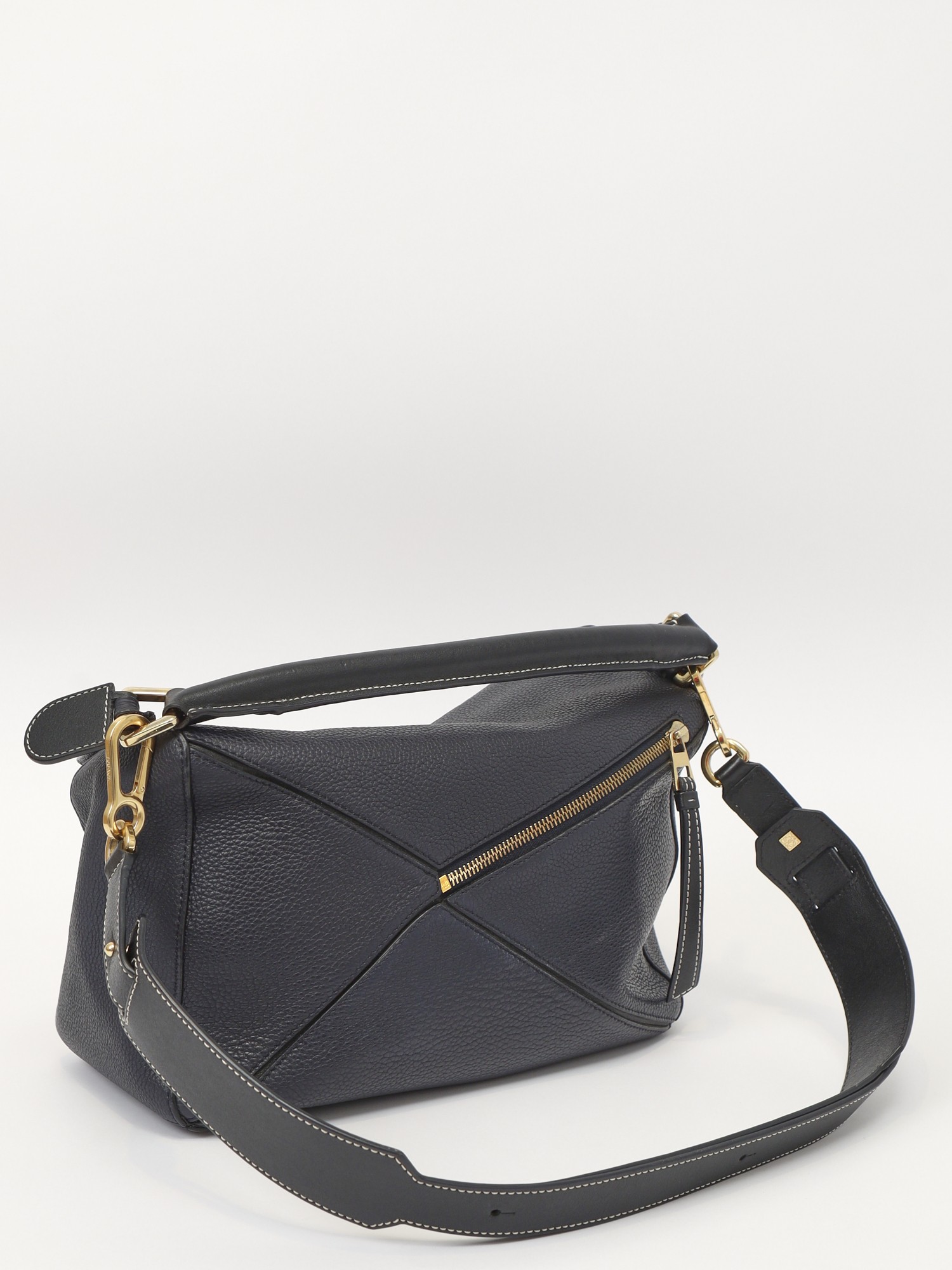 Loewe Puzzle 3
