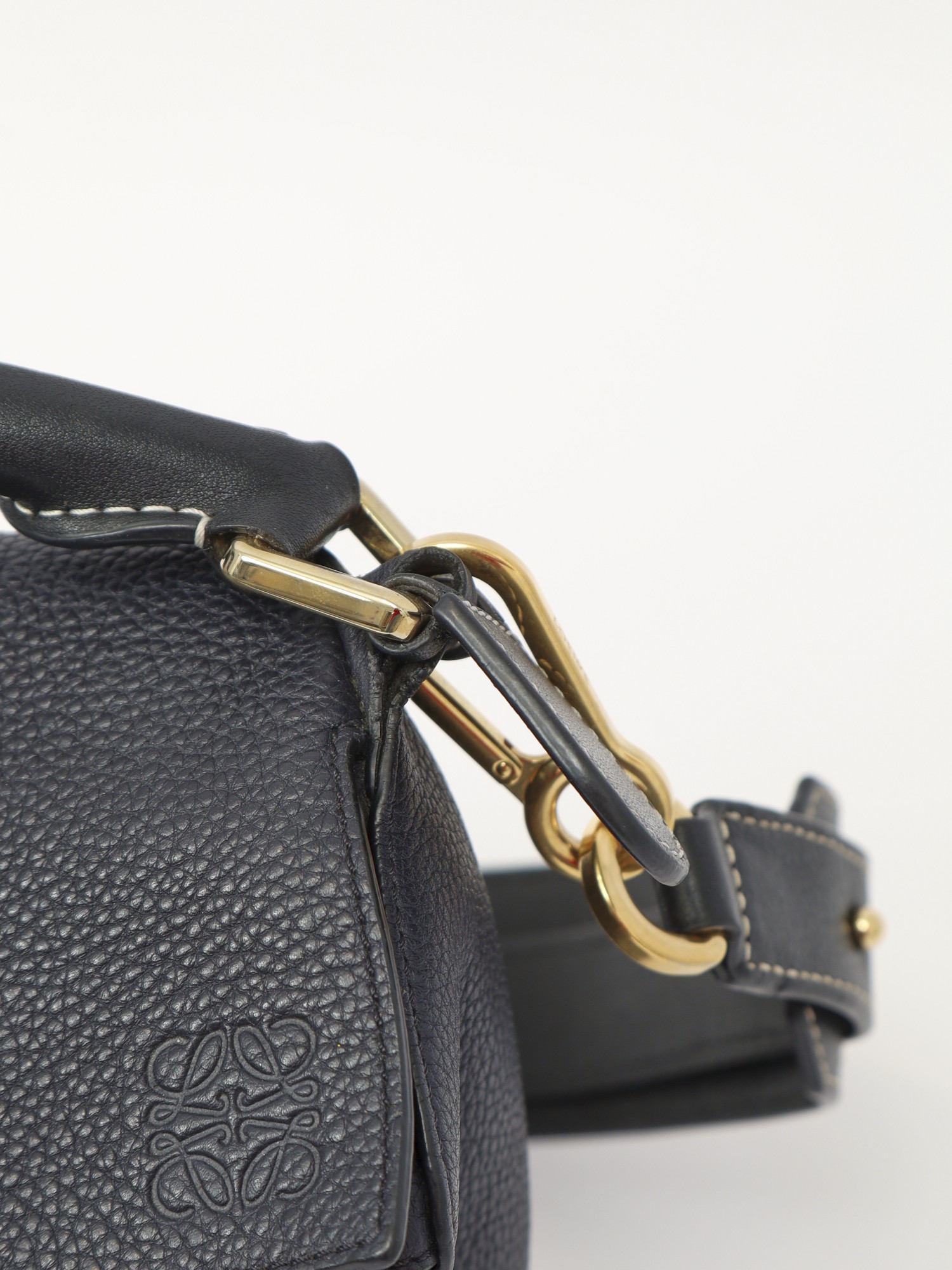 Loewe Puzzle 9