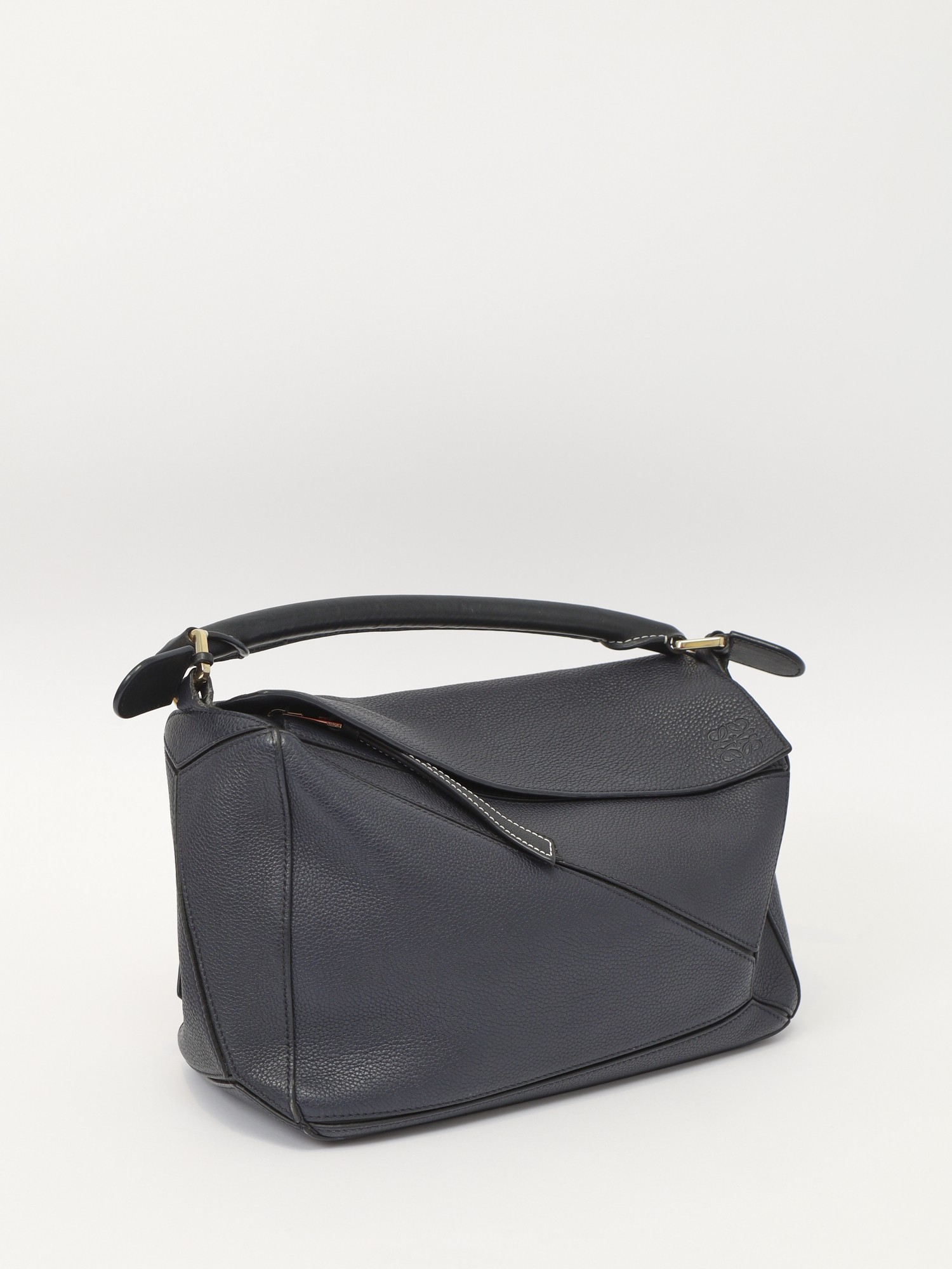 Loewe Puzzle 2
