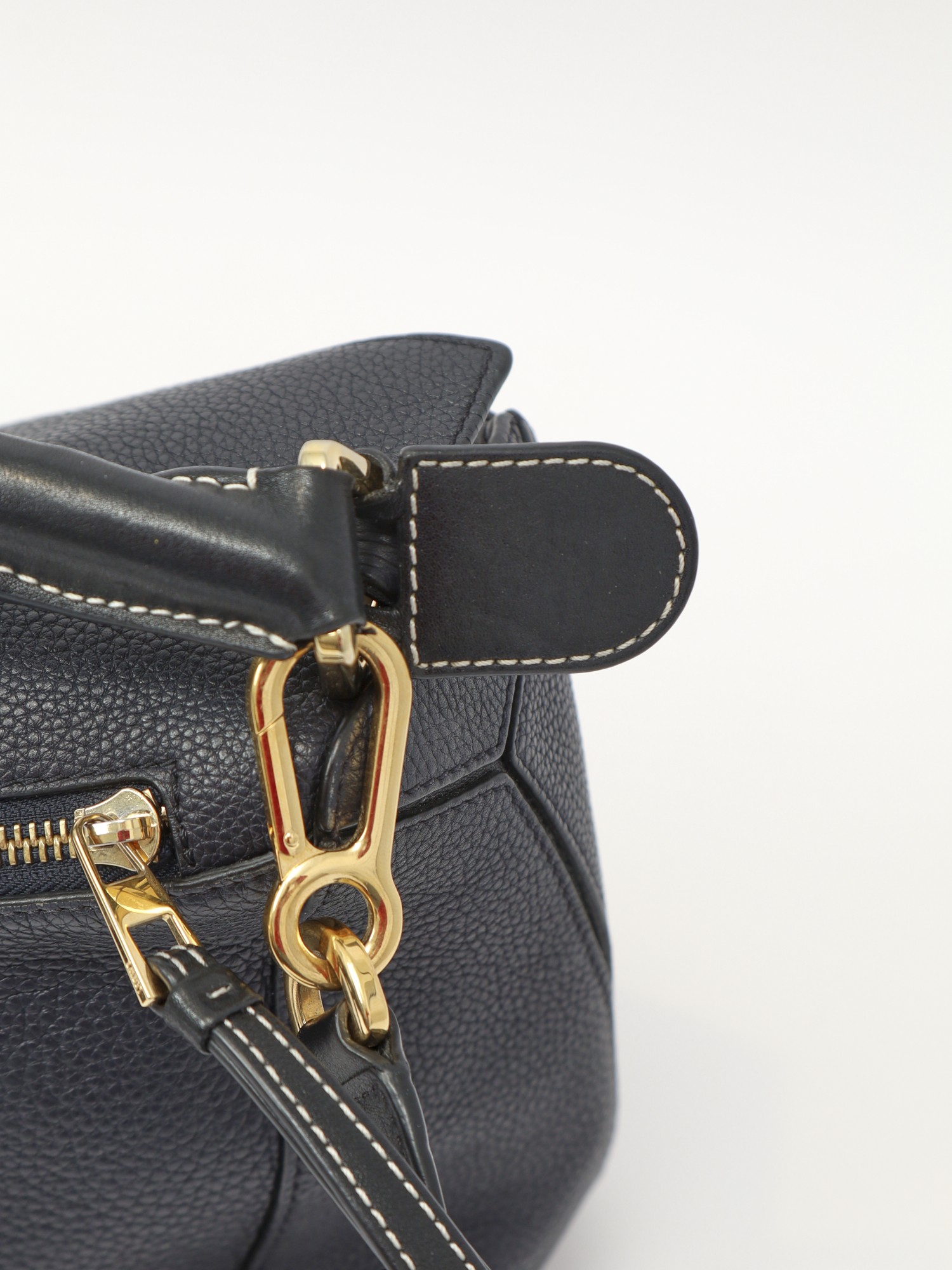 Loewe Puzzle 5