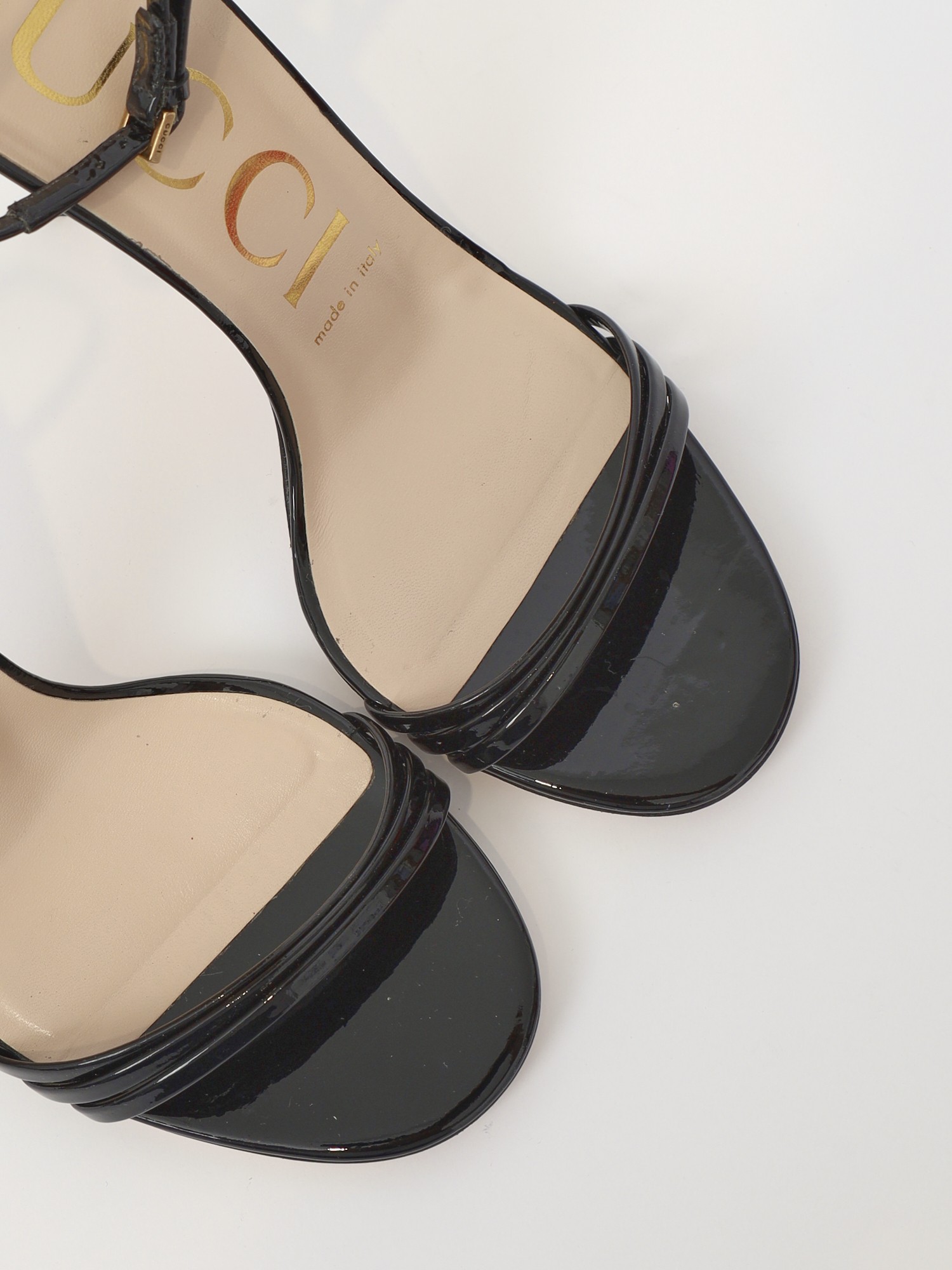 Gucci Shoes 37 5