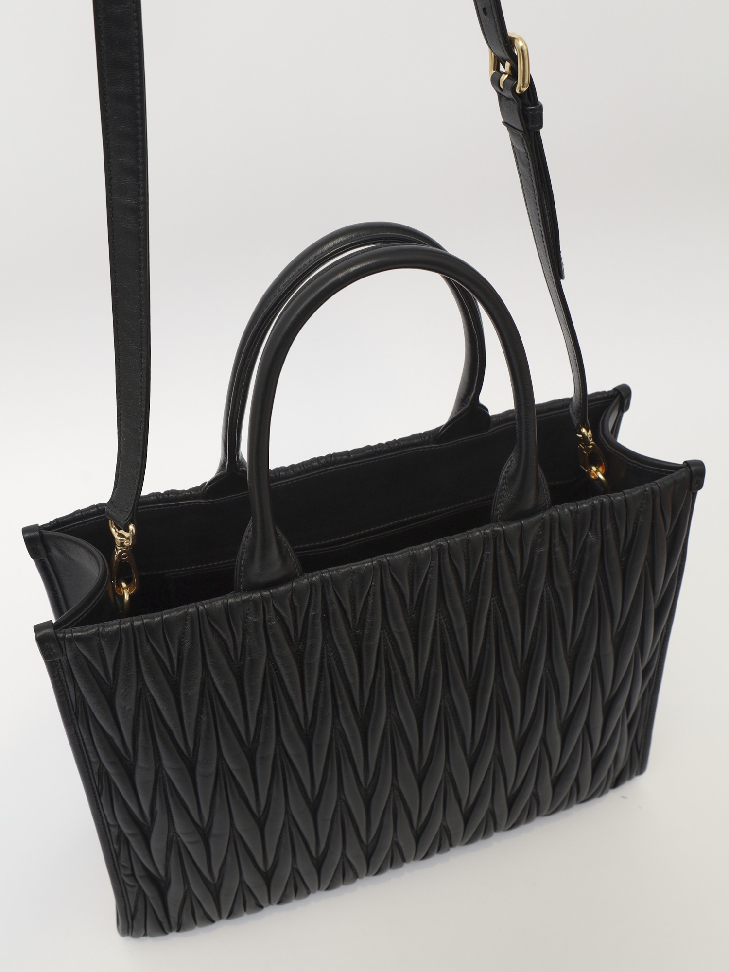 Miu Miu Leather Bag 6