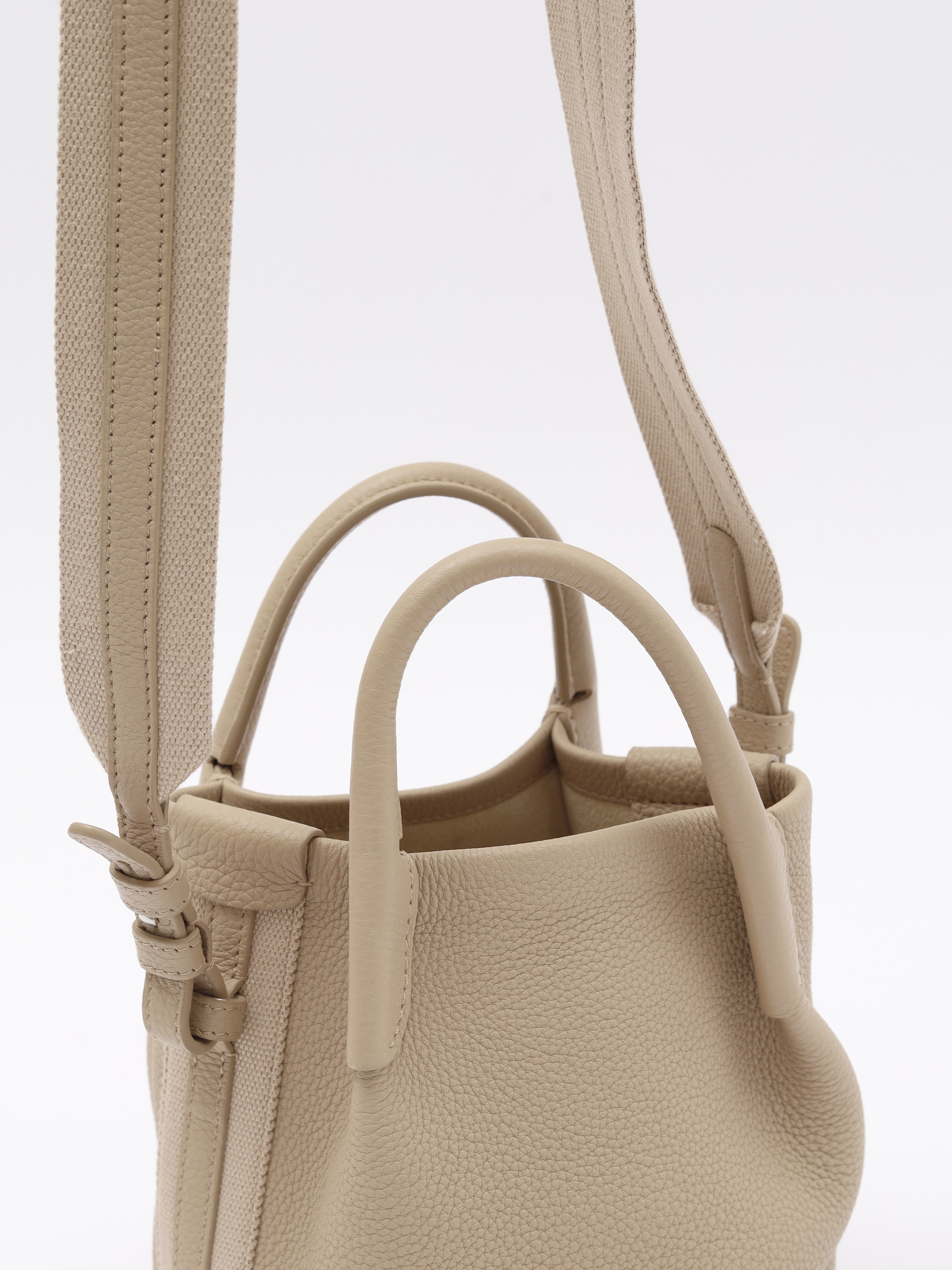 Loro Piana Bucket 4