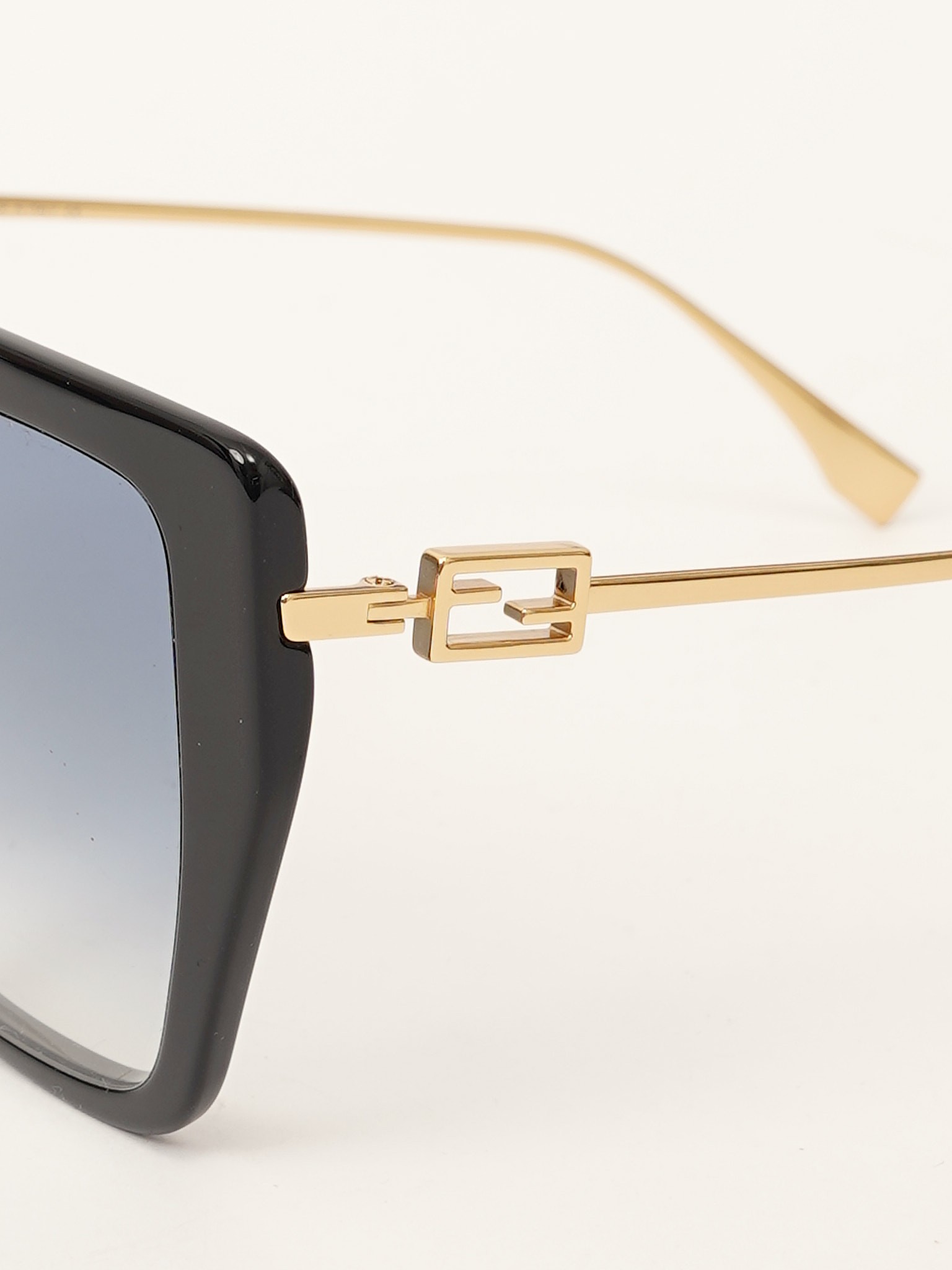 Fendi Sunglasses 5