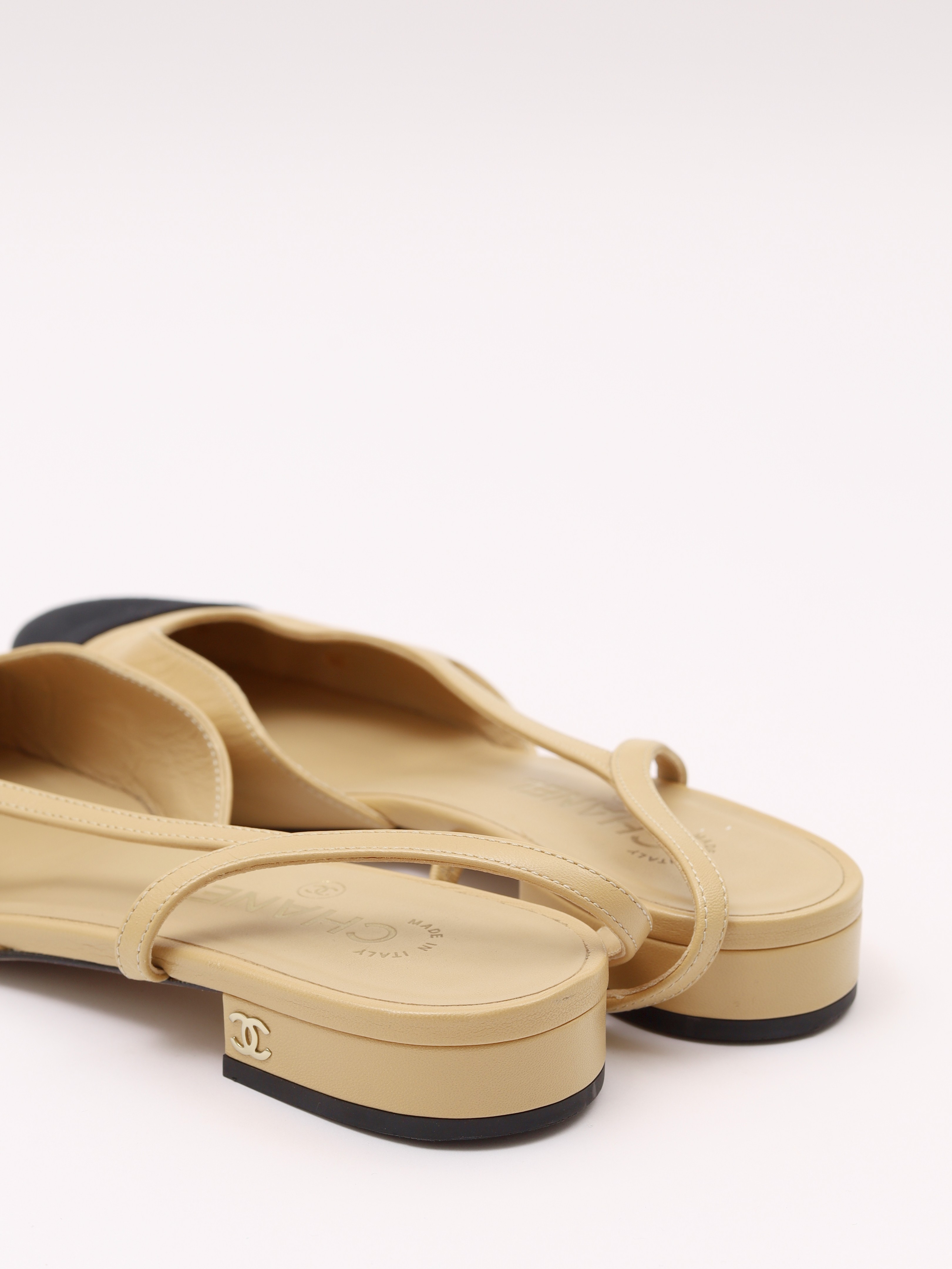 Chanel Shoes 38.5 8