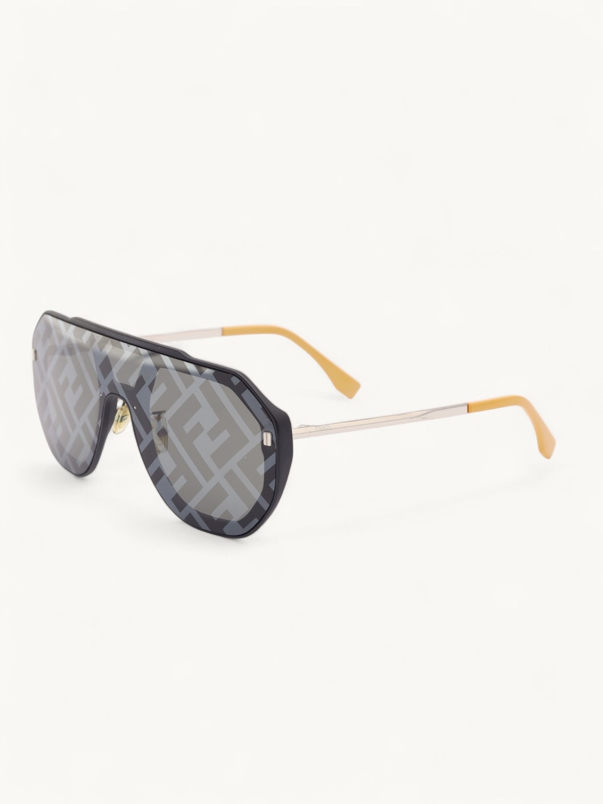Fendi Sunglasses  2