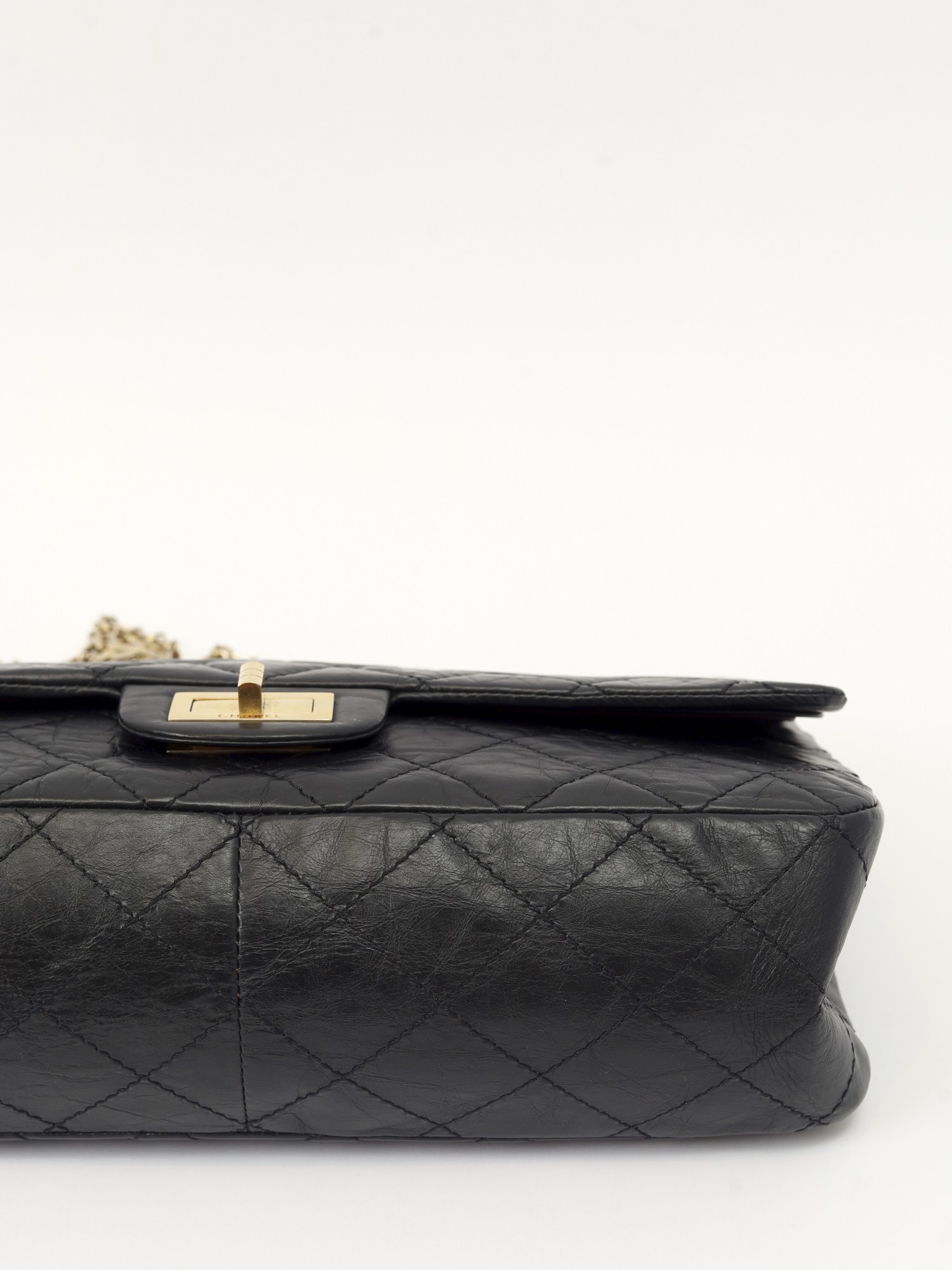 Chanel 2.55 7