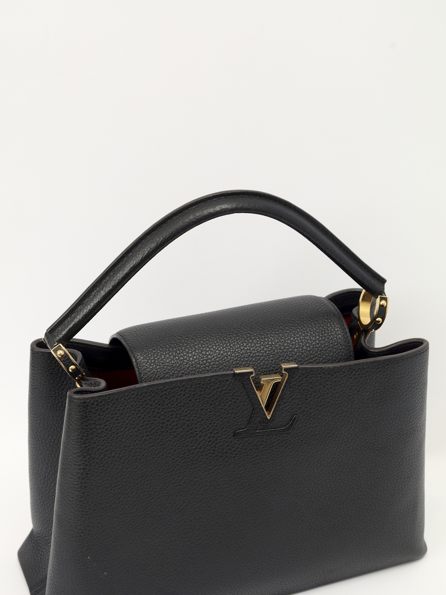 Louis Vuitton Capucines 4
