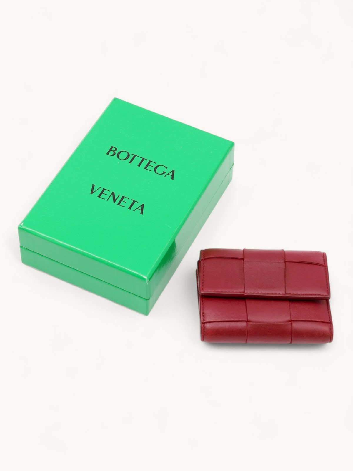 Bottega Veneta Wallet 2